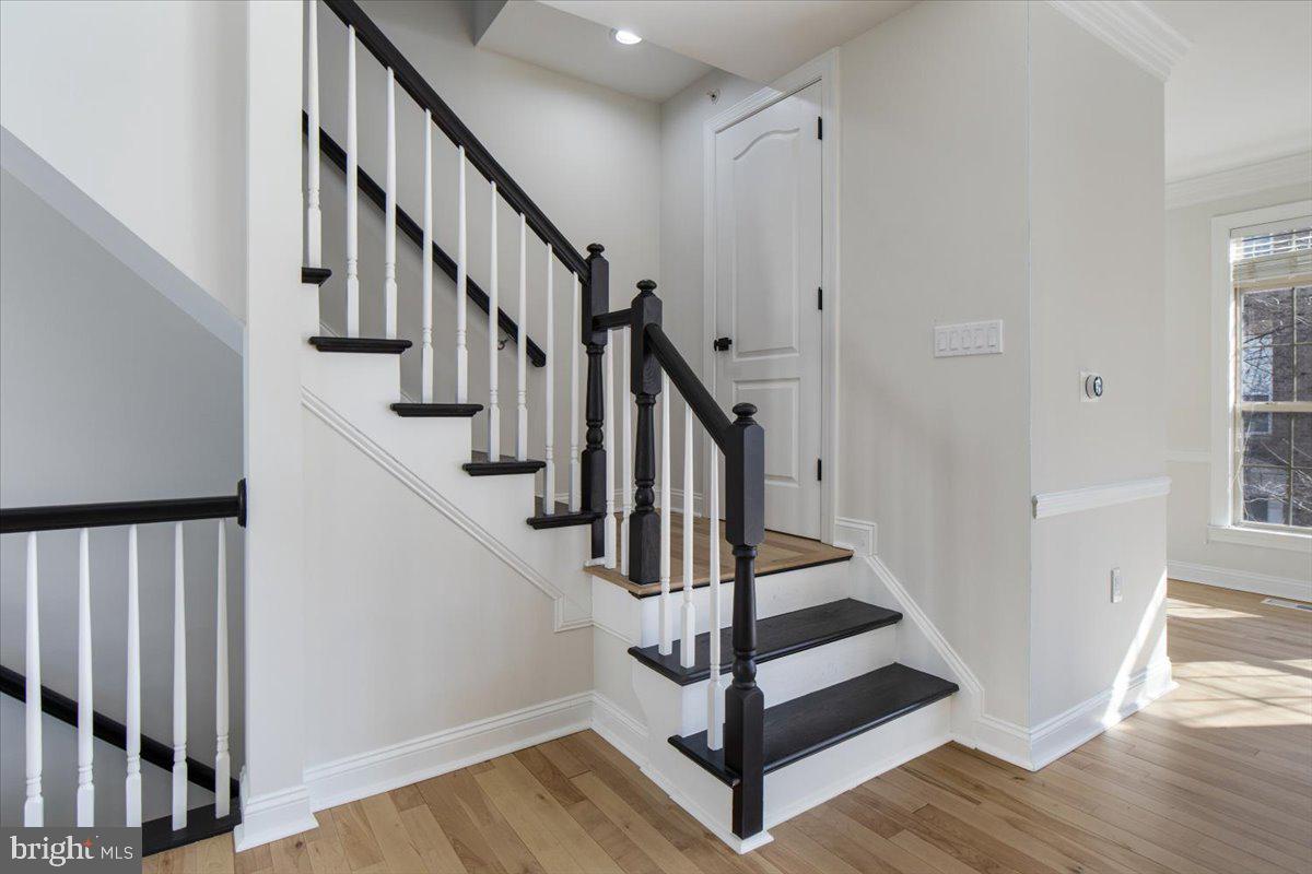 435 N GEORGE MASON DR, ARLINGTON, Virginia 22203, 4 Bedrooms Bedrooms, ,4 BathroomsBathrooms,Residential,For sale,435 N GEORGE MASON DR,VAAR2067368 MLS # VAAR2067368 435 N GEORGE MASON DR, ARLINGTON, Virginia 22203, 4 Bedrooms Bedrooms, ,4 BathroomsBathrooms,Residential,For sale,435 N GEORGE MASON DR,VAAR2067368 MLS # VAAR2067368