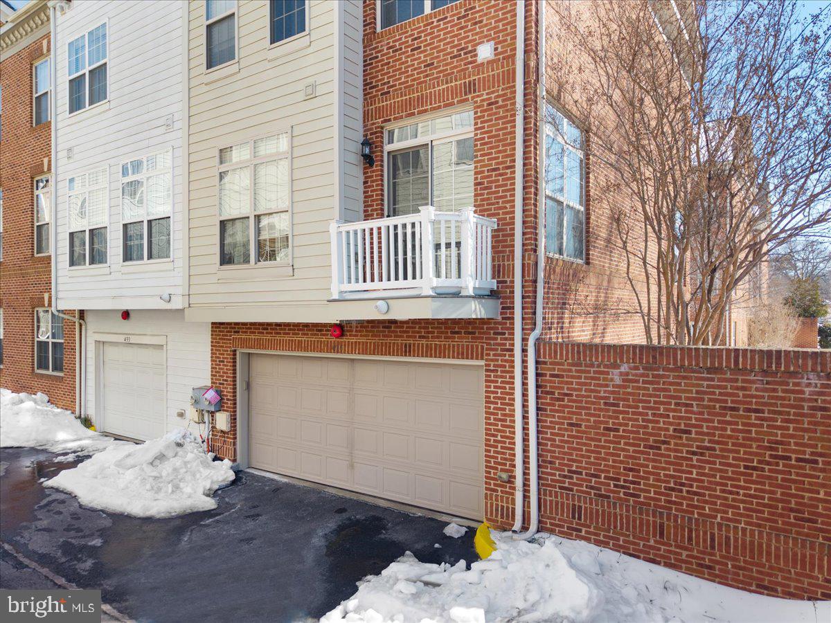 435 N GEORGE MASON DR, ARLINGTON, Virginia 22203, 4 Bedrooms Bedrooms, ,4 BathroomsBathrooms,Residential,For sale,435 N GEORGE MASON DR,VAAR2067368 MLS # VAAR2067368 435 N GEORGE MASON DR, ARLINGTON, Virginia 22203, 4 Bedrooms Bedrooms, ,4 BathroomsBathrooms,Residential,For sale,435 N GEORGE MASON DR,VAAR2067368 MLS # VAAR2067368