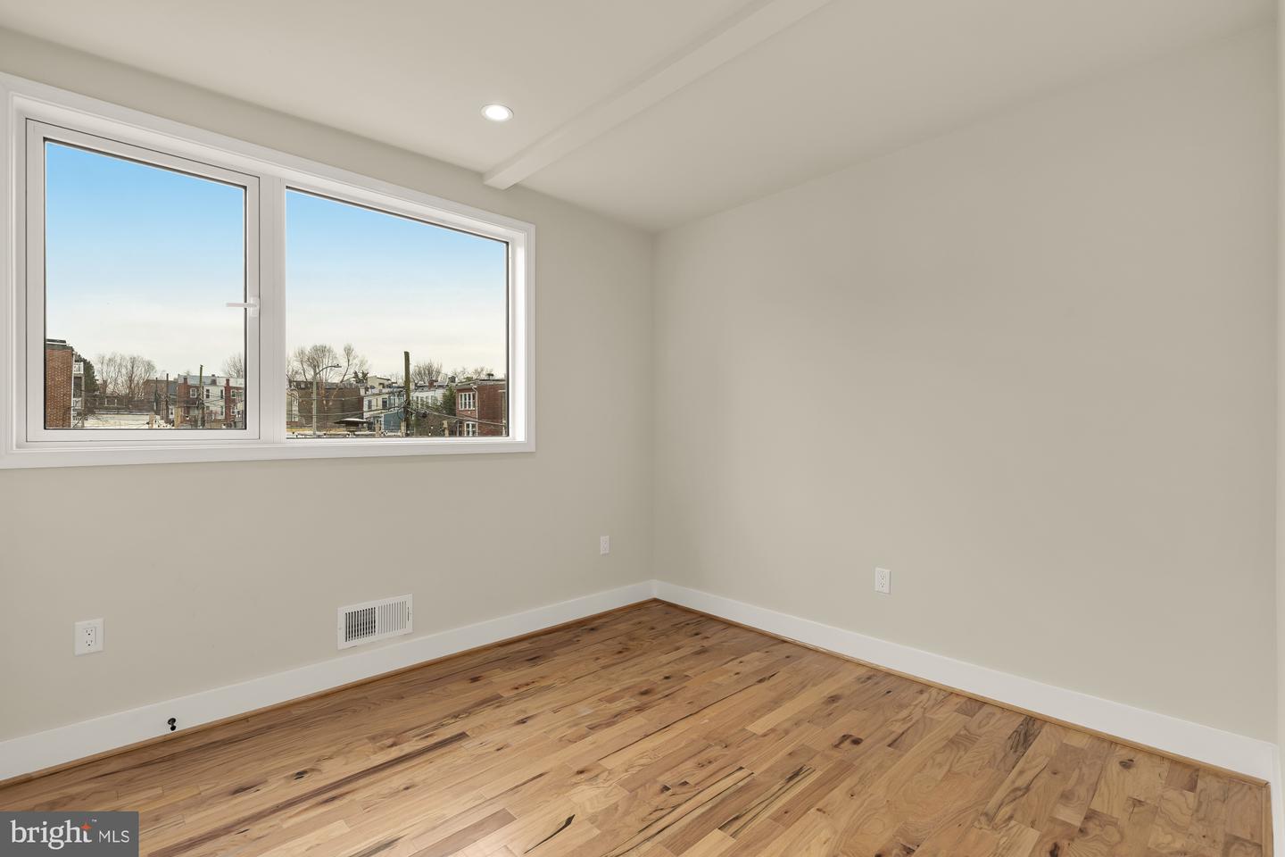 3646 13TH ST NW #3, WASHINGTON, District Of Columbia 20010, 4 Bedrooms Bedrooms, ,2 BathroomsBathrooms,Residential,For sale,3646 13TH ST NW #3,DCDC2240338 MLS # DCDC2240338