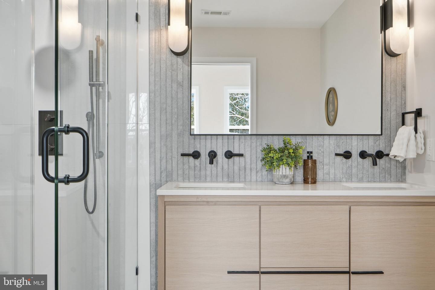 1412 TRINIDAD AVE NE, WASHINGTON, District Of Columbia 20002, 4 Bedrooms Bedrooms, ,3 BathroomsBathrooms,Residential,For sale,1412 TRINIDAD AVE NE,DCDC2240350 MLS # DCDC2240350 1412 TRINIDAD AVE NE, WASHINGTON, District Of Columbia 20002, 4 Bedrooms Bedrooms, ,3 BathroomsBathrooms,Residential,For sale,1412 TRINIDAD AVE NE,DCDC2240350 MLS # DCDC2240350