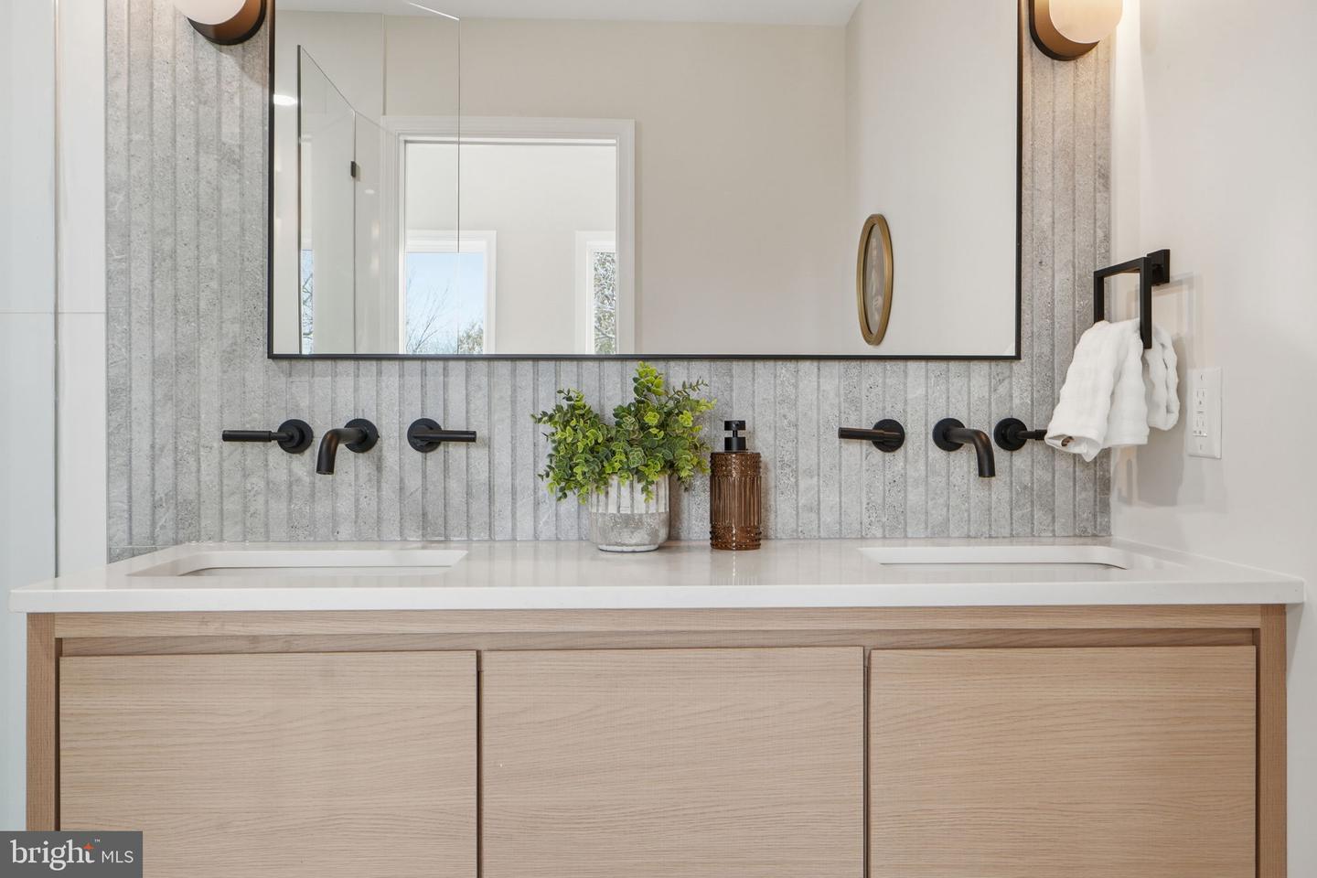 1412 TRINIDAD AVE NE, WASHINGTON, District Of Columbia 20002, 4 Bedrooms Bedrooms, ,3 BathroomsBathrooms,Residential,For sale,1412 TRINIDAD AVE NE,DCDC2240350 MLS # DCDC2240350 1412 TRINIDAD AVE NE, WASHINGTON, District Of Columbia 20002, 4 Bedrooms Bedrooms, ,3 BathroomsBathrooms,Residential,For sale,1412 TRINIDAD AVE NE,DCDC2240350 MLS # DCDC2240350