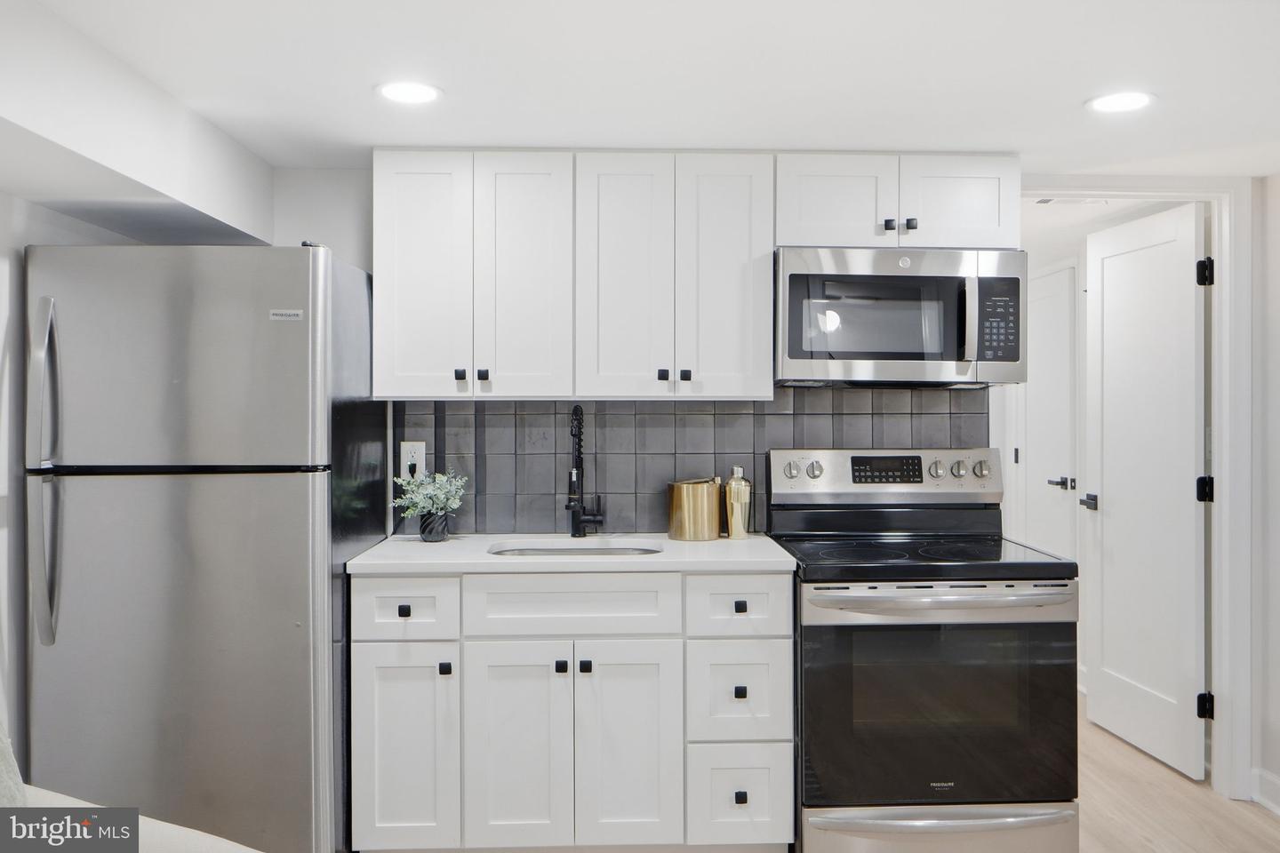 1412 TRINIDAD AVE NE, WASHINGTON, District Of Columbia 20002, 4 Bedrooms Bedrooms, ,3 BathroomsBathrooms,Residential,For sale,1412 TRINIDAD AVE NE,DCDC2240350 MLS # DCDC2240350 1412 TRINIDAD AVE NE, WASHINGTON, District Of Columbia 20002, 4 Bedrooms Bedrooms, ,3 BathroomsBathrooms,Residential,For sale,1412 TRINIDAD AVE NE,DCDC2240350 MLS # DCDC2240350