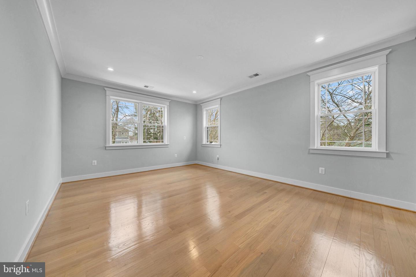 7022 HECTOR RD, MCLEAN, Virginia 22101, 7 Bedrooms Bedrooms, ,7 BathroomsBathrooms,Residential,For sale,7022 HECTOR RD,VAFX2284792 MLS # VAFX2284792