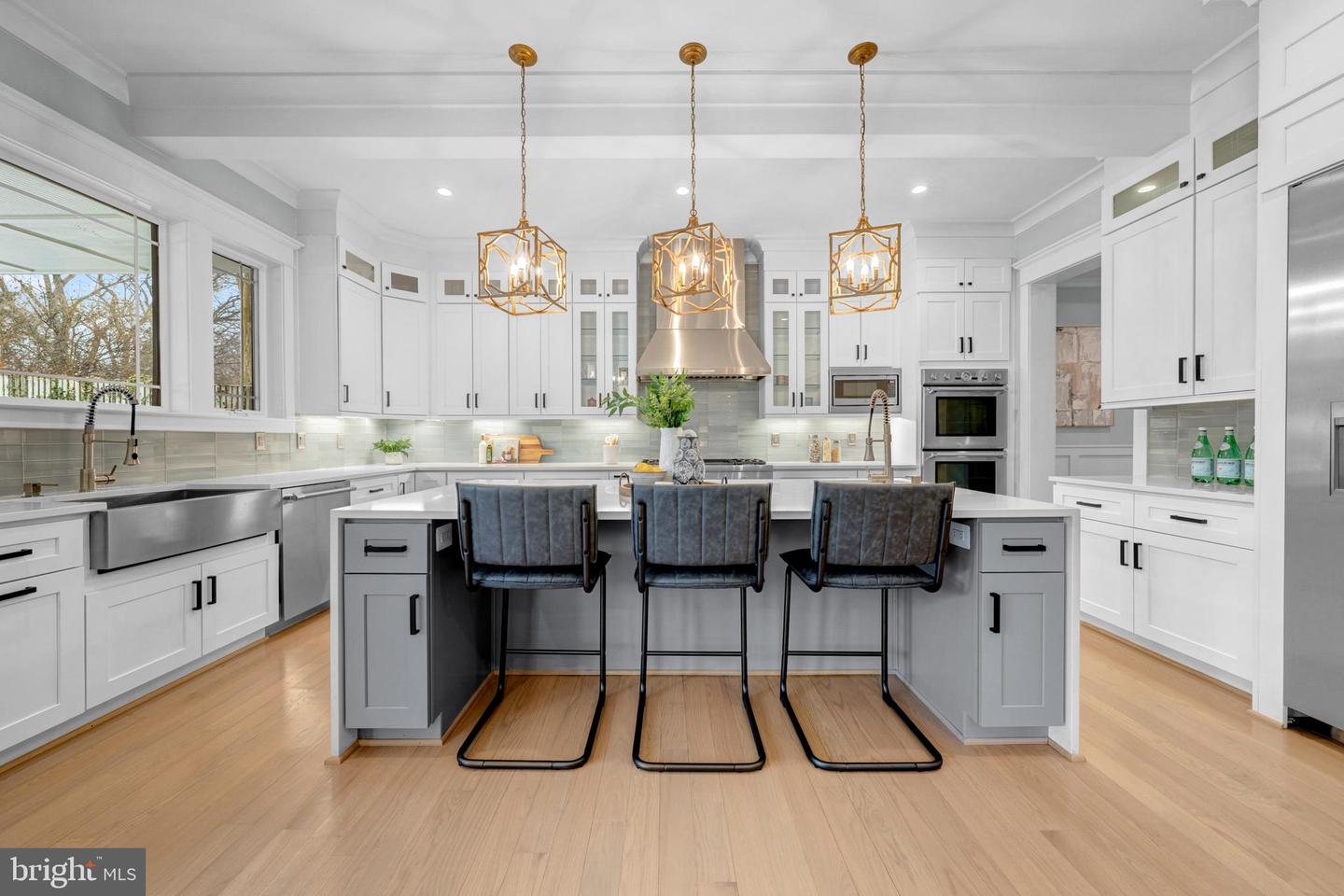 7022 HECTOR RD, MCLEAN, Virginia 22101, 7 Bedrooms Bedrooms, ,7 BathroomsBathrooms,Residential,For sale,7022 HECTOR RD,VAFX2284792 MLS # VAFX2284792