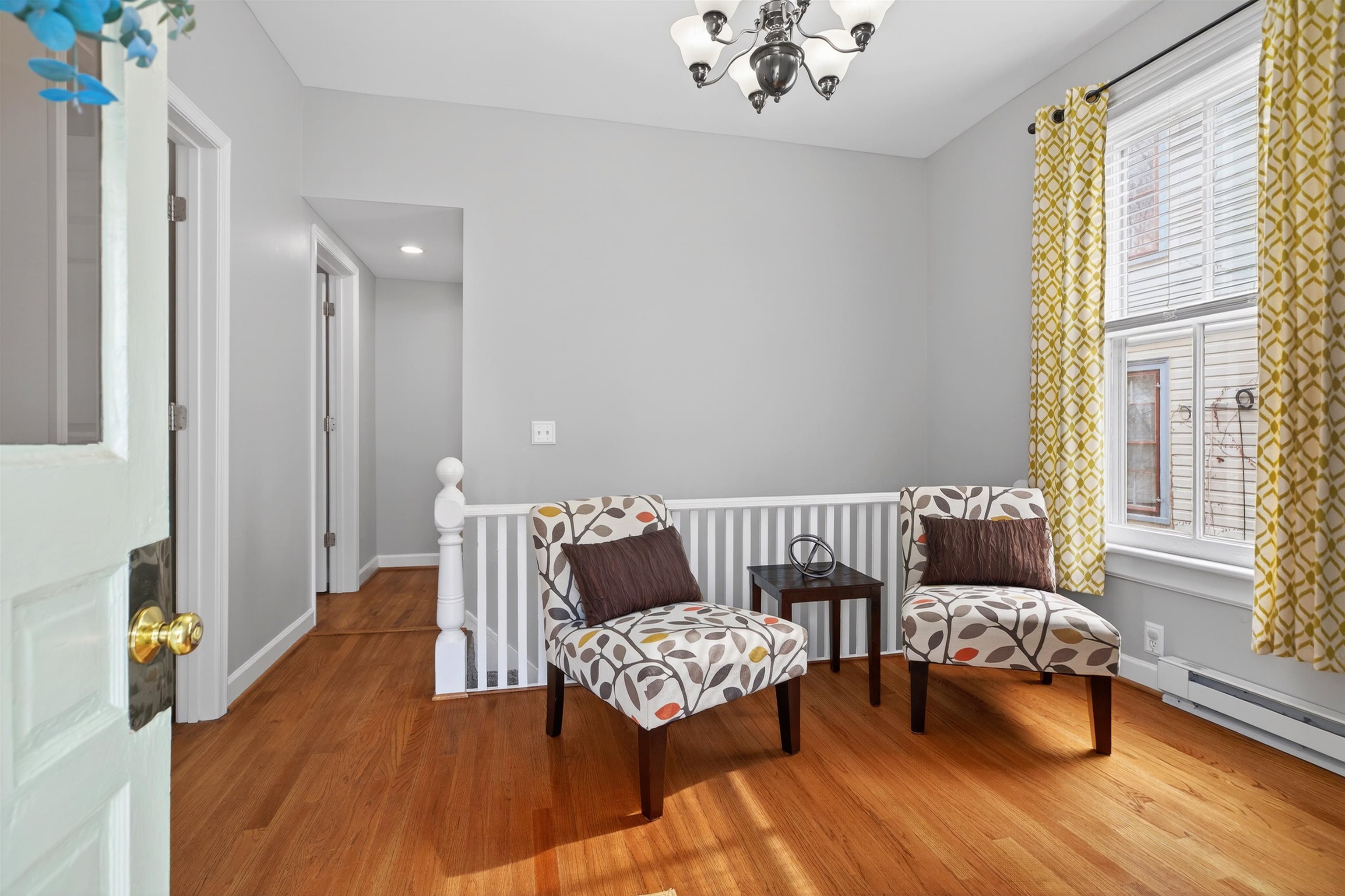 229 N JEFFERSON ST, STAUNTON, Virginia 24401, 2 Bedrooms Bedrooms, ,1 BathroomBathrooms,Residential,229 N JEFFERSON ST,673387 MLS # 673387