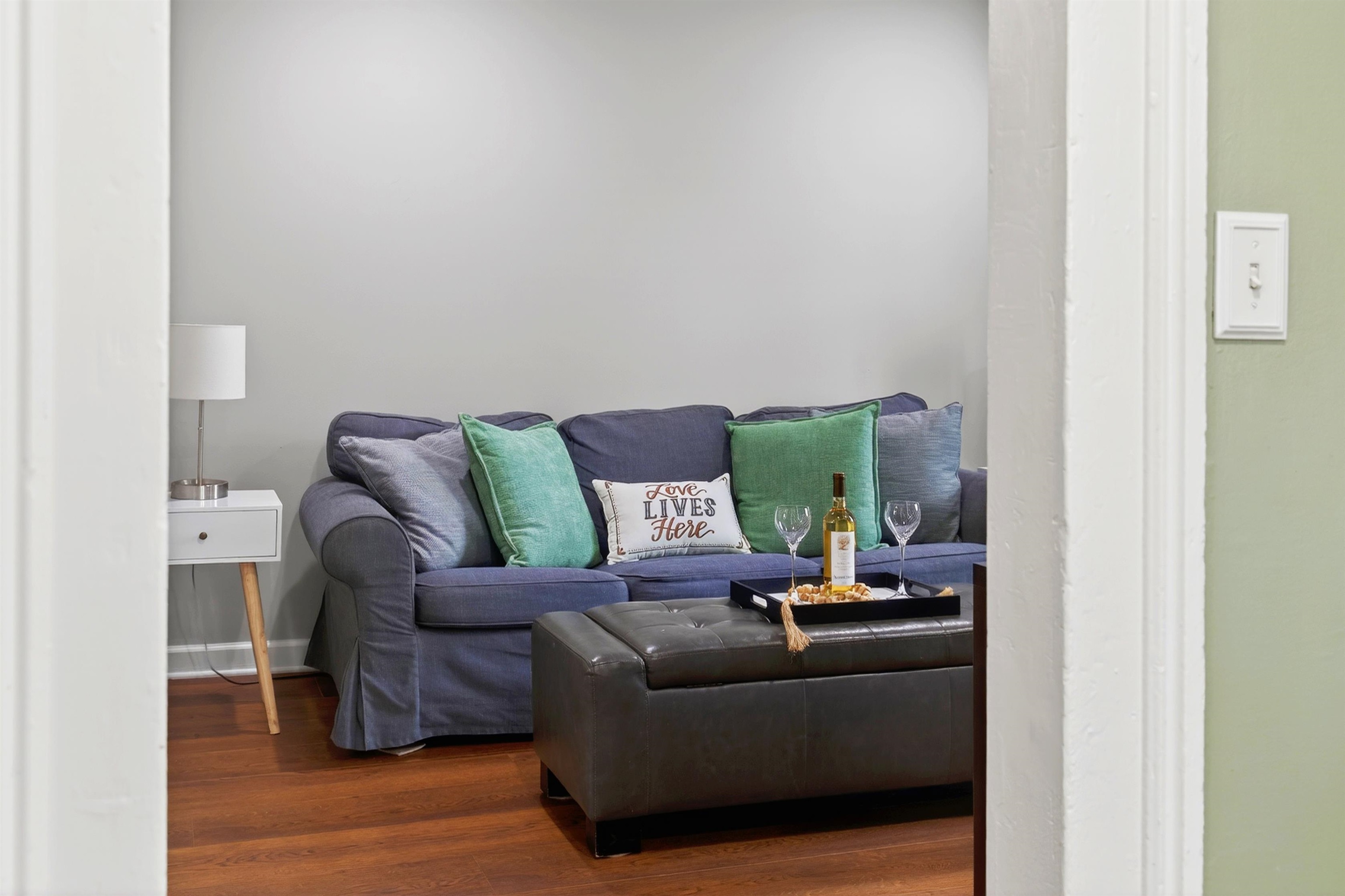 229 N JEFFERSON ST, STAUNTON, Virginia 24401, 2 Bedrooms Bedrooms, ,1 BathroomBathrooms,Residential,229 N JEFFERSON ST,673387 MLS # 673387