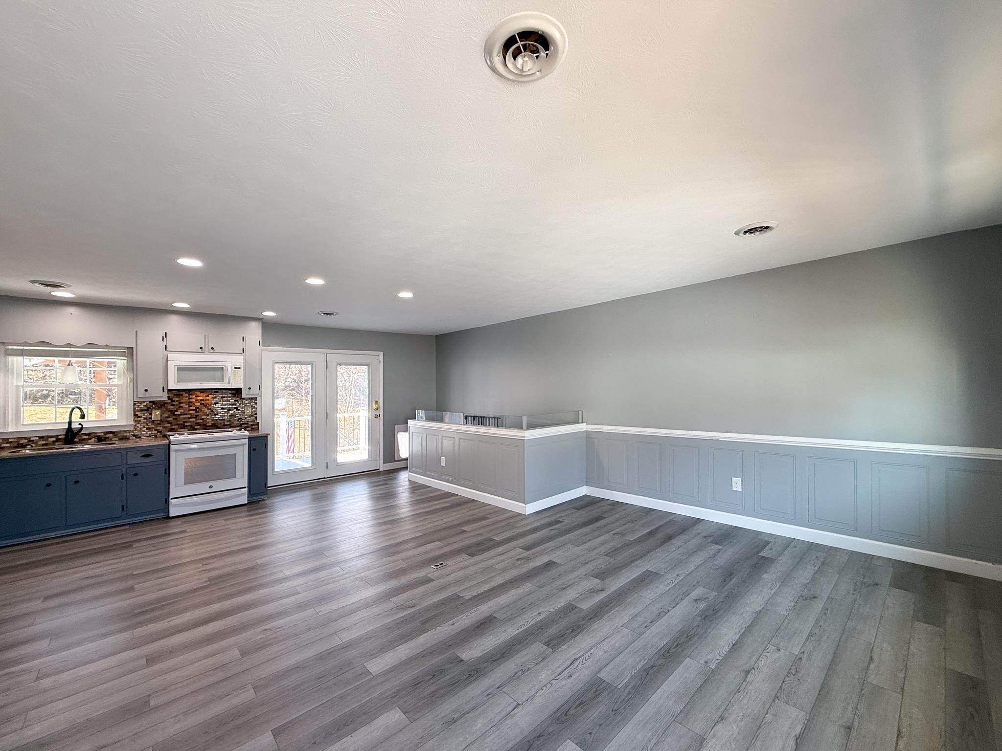 610 A ST, STAUNTON, Virginia 24401, 2 Bedrooms Bedrooms, ,3 BathroomsBathrooms,Residential,610 A ST,673396 MLS # 673396