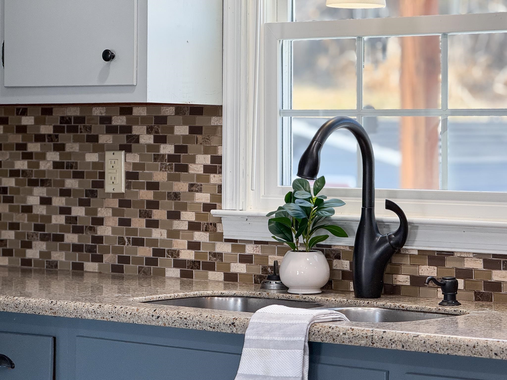 610 A ST, STAUNTON, Virginia 24401, 2 Bedrooms Bedrooms, ,3 BathroomsBathrooms,Residential,610 A ST,673396 MLS # 673396