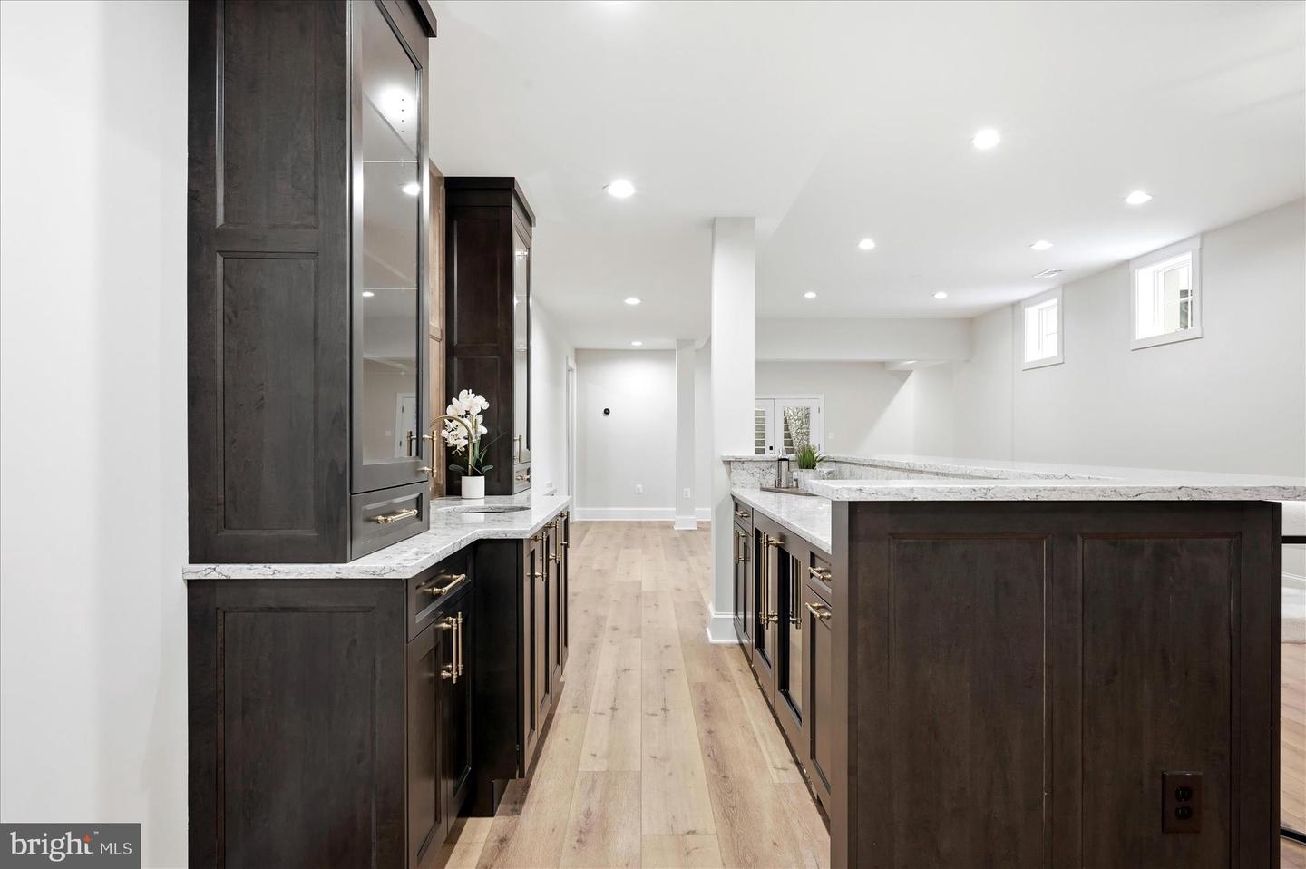 22597 REDHILL MANOR CT, LEESBURG, Virginia 20175, 5 Bedrooms Bedrooms, ,6 BathroomsBathrooms,Residential,For sale,22597 REDHILL MANOR CT,VALO2113704 MLS # VALO2113704