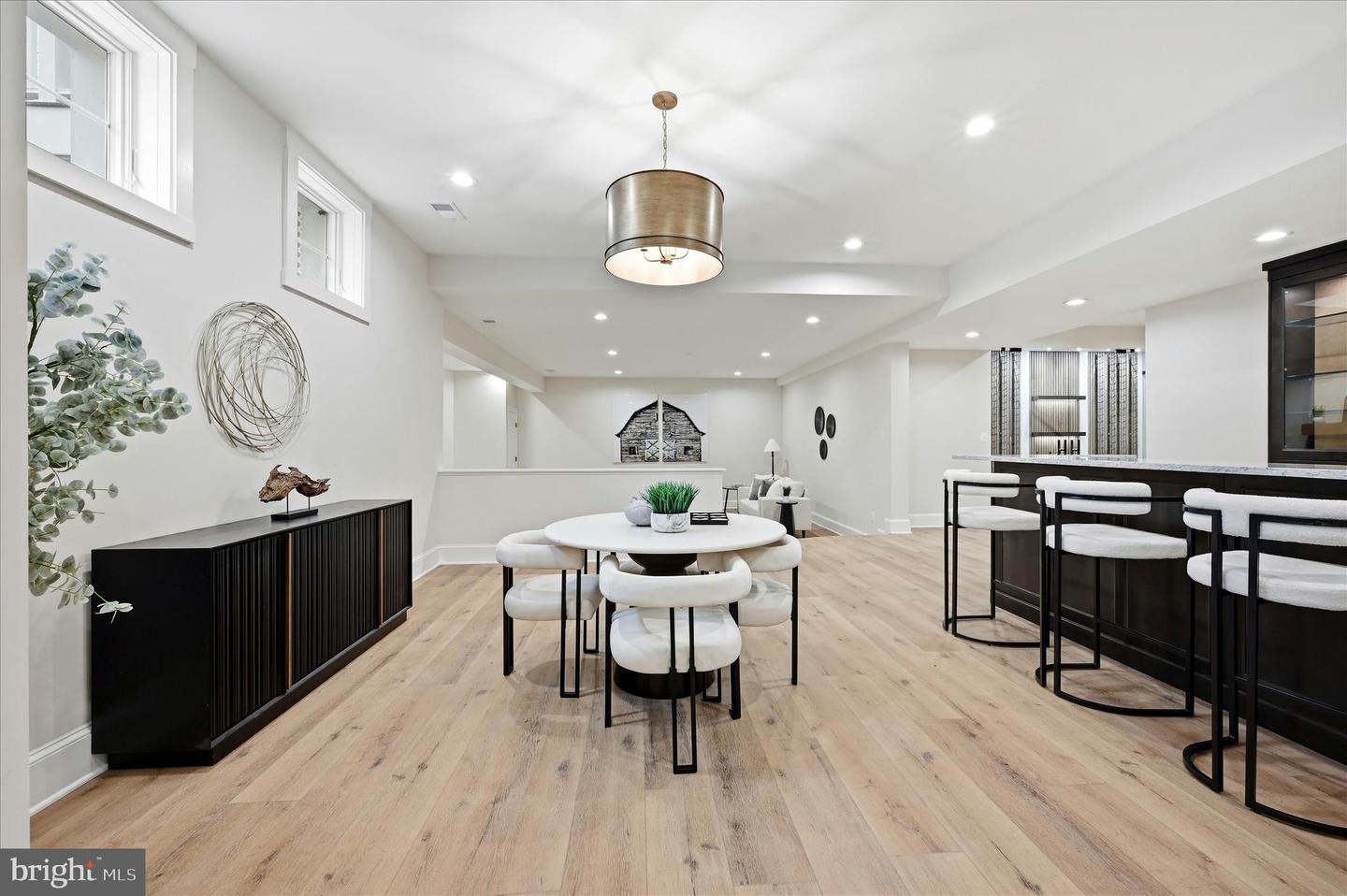 22597 REDHILL MANOR CT, LEESBURG, Virginia 20175, 5 Bedrooms Bedrooms, ,6 BathroomsBathrooms,Residential,For sale,22597 REDHILL MANOR CT,VALO2113704 MLS # VALO2113704