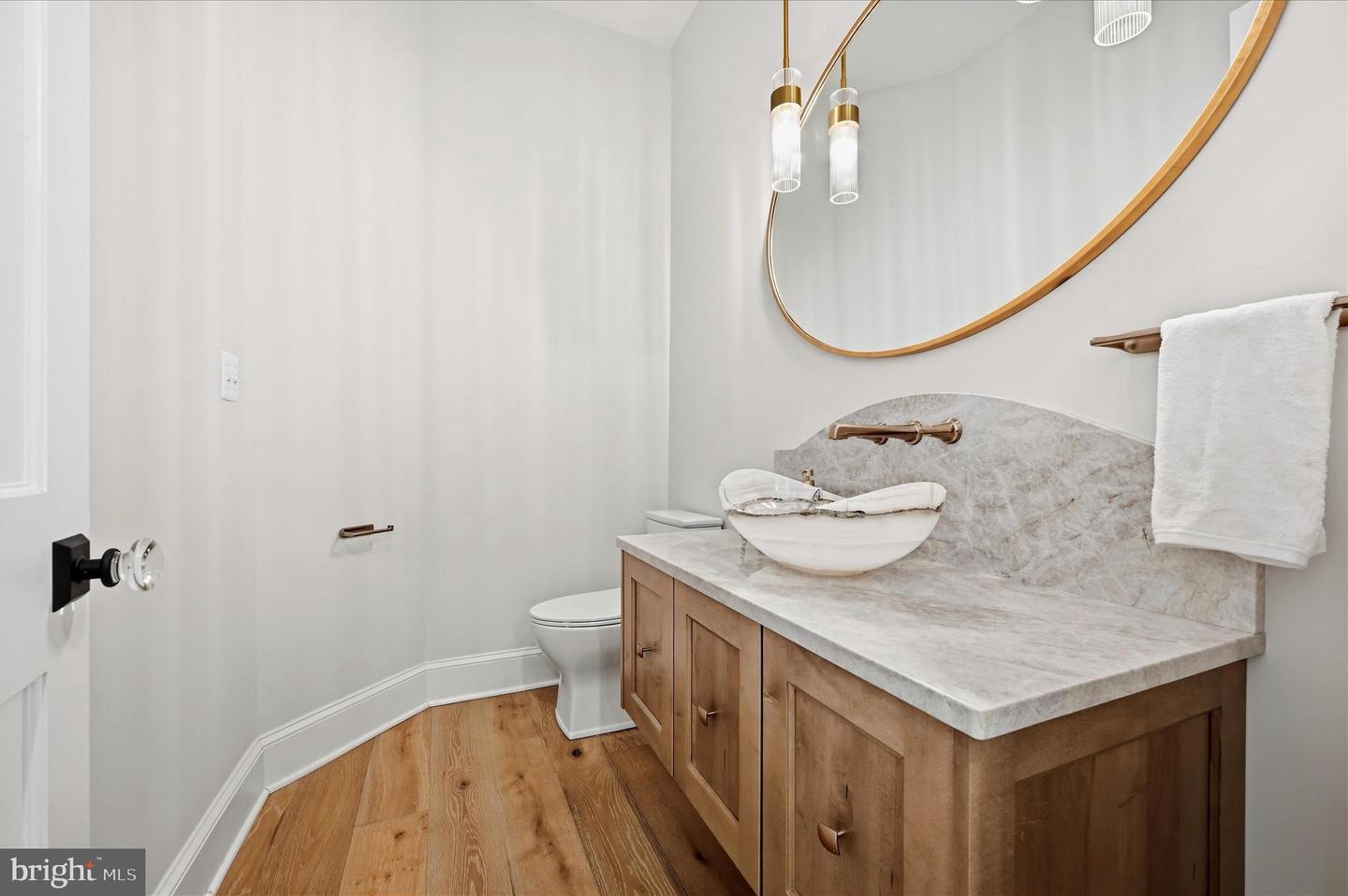 22597 REDHILL MANOR CT, LEESBURG, Virginia 20175, 5 Bedrooms Bedrooms, ,6 BathroomsBathrooms,Residential,For sale,22597 REDHILL MANOR CT,VALO2113704 MLS # VALO2113704