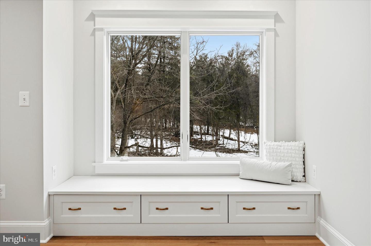 22597 REDHILL MANOR CT, LEESBURG, Virginia 20175, 5 Bedrooms Bedrooms, ,6 BathroomsBathrooms,Residential,For sale,22597 REDHILL MANOR CT,VALO2113704 MLS # VALO2113704