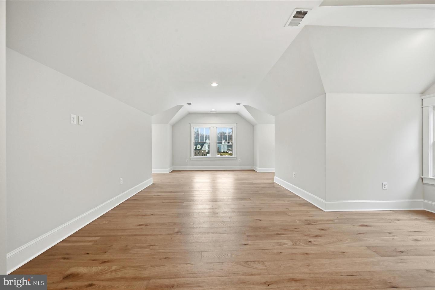 22597 REDHILL MANOR CT, LEESBURG, Virginia 20175, 5 Bedrooms Bedrooms, ,6 BathroomsBathrooms,Residential,For sale,22597 REDHILL MANOR CT,VALO2113704 MLS # VALO2113704