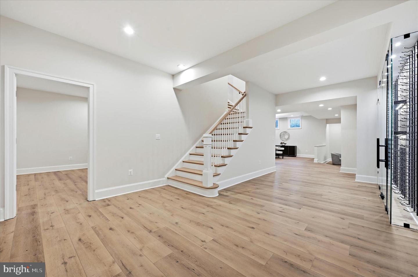 22597 REDHILL MANOR CT, LEESBURG, Virginia 20175, 5 Bedrooms Bedrooms, ,6 BathroomsBathrooms,Residential,For sale,22597 REDHILL MANOR CT,VALO2113704 MLS # VALO2113704