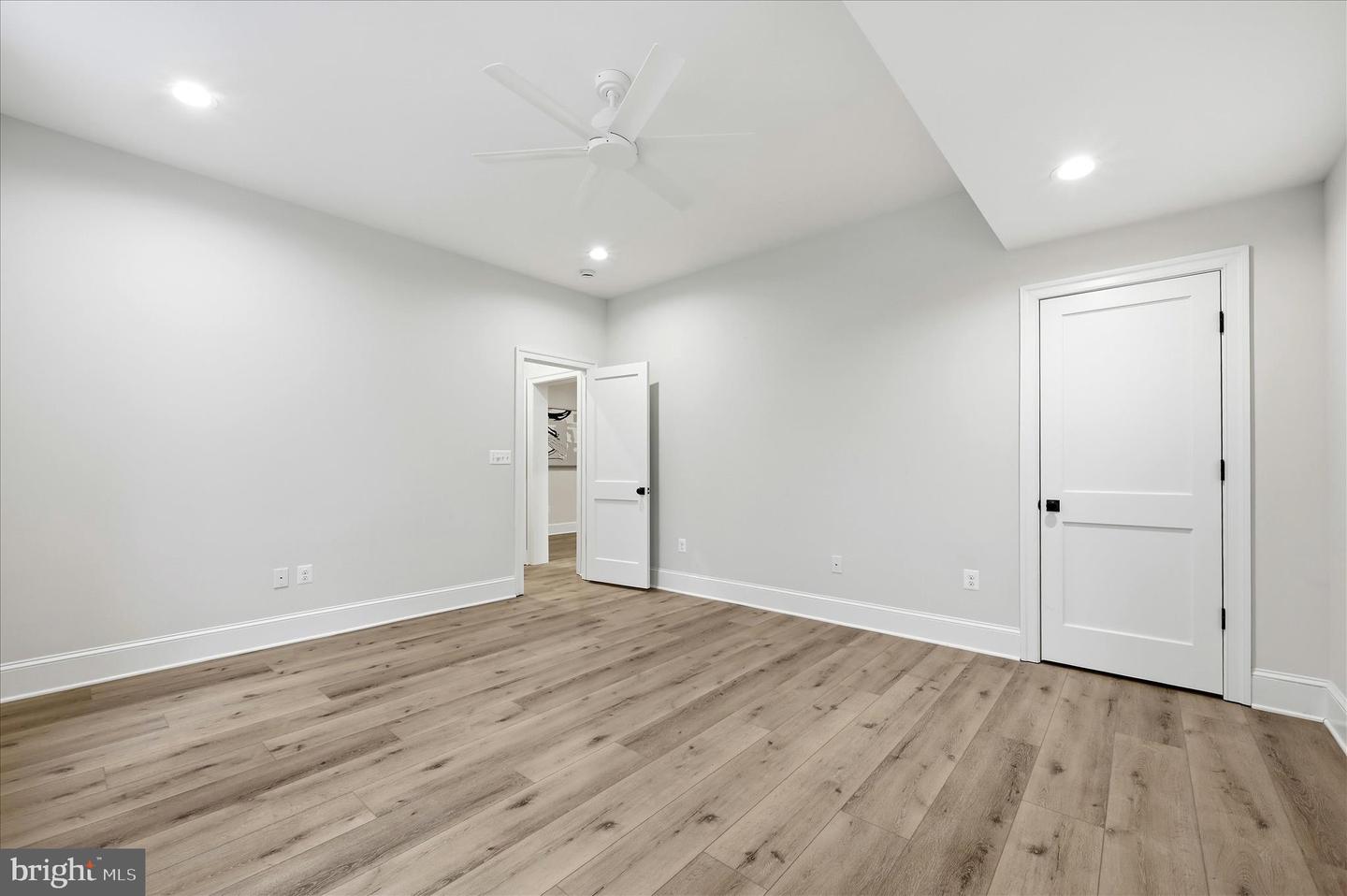 22597 REDHILL MANOR CT, LEESBURG, Virginia 20175, 5 Bedrooms Bedrooms, ,6 BathroomsBathrooms,Residential,For sale,22597 REDHILL MANOR CT,VALO2113704 MLS # VALO2113704