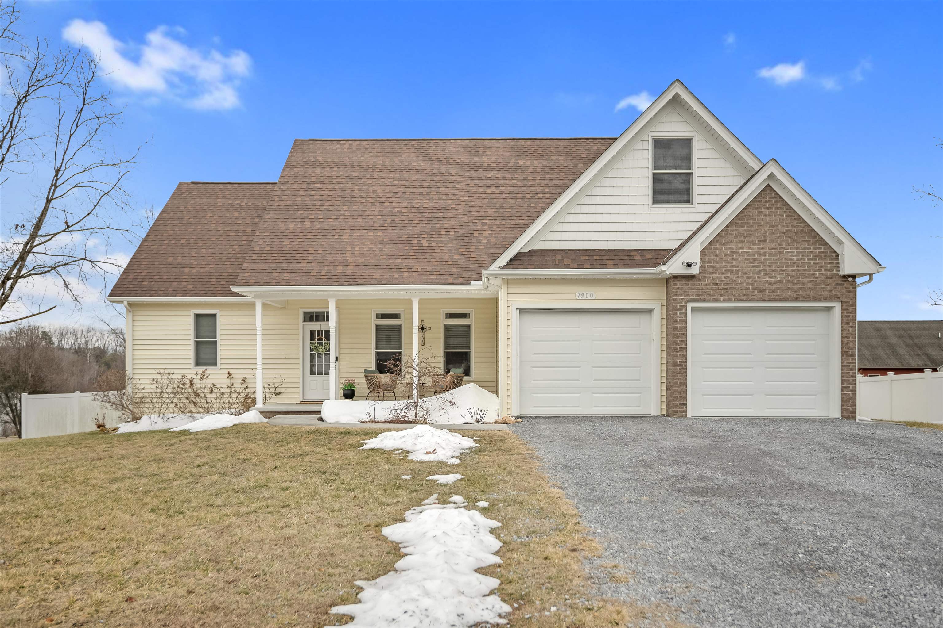 1900 W SAW MILL CT, MCGAHEYSVILLE, Virginia 22840, 3 Bedrooms Bedrooms, ,2 BathroomsBathrooms,Residential,1900 W SAW MILL CT,673402 MLS # 673402