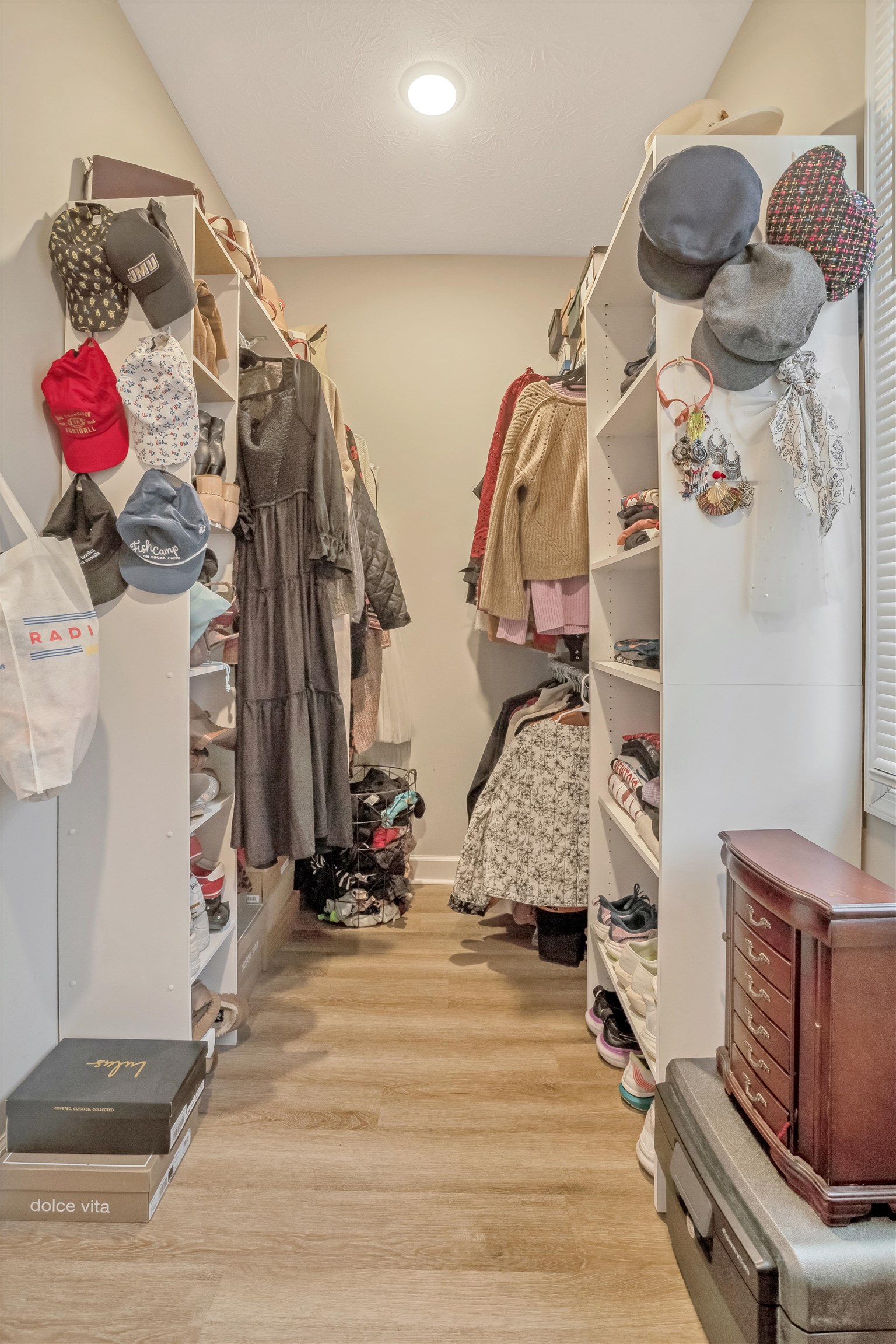 1900 W SAW MILL CT, MCGAHEYSVILLE, Virginia 22840, 3 Bedrooms Bedrooms, ,2 BathroomsBathrooms,Residential,1900 W SAW MILL CT,673402 MLS # 673402