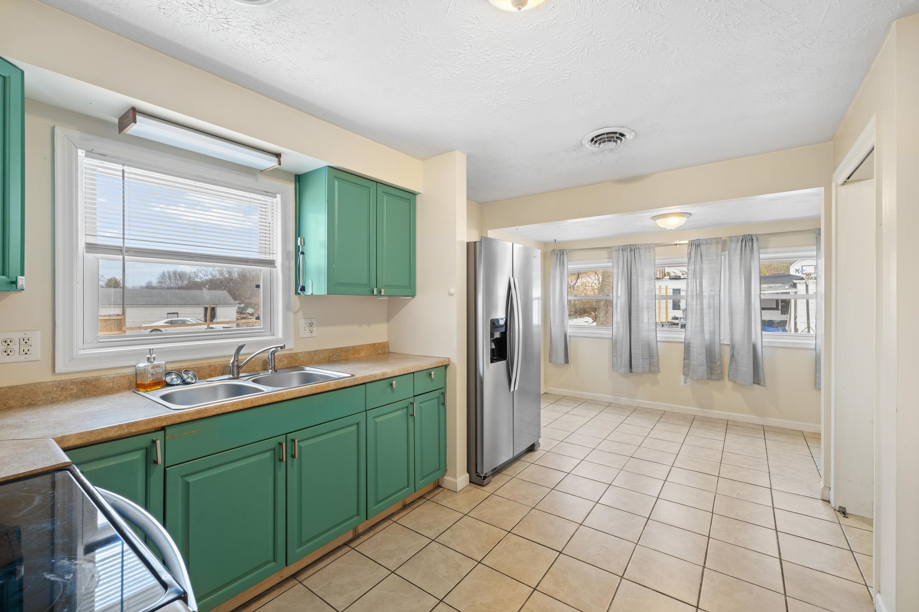 525 EAST SIDE HWY, WAYNESBORO, Virginia 22980, 2 Bedrooms Bedrooms, ,1 BathroomBathrooms,Residential,525 EAST SIDE HWY,673403 MLS # 673403 525 EAST SIDE HWY, WAYNESBORO, Virginia 22980, 2 Bedrooms Bedrooms, ,1 BathroomBathrooms,Residential,525 EAST SIDE HWY,673403 MLS # 673403