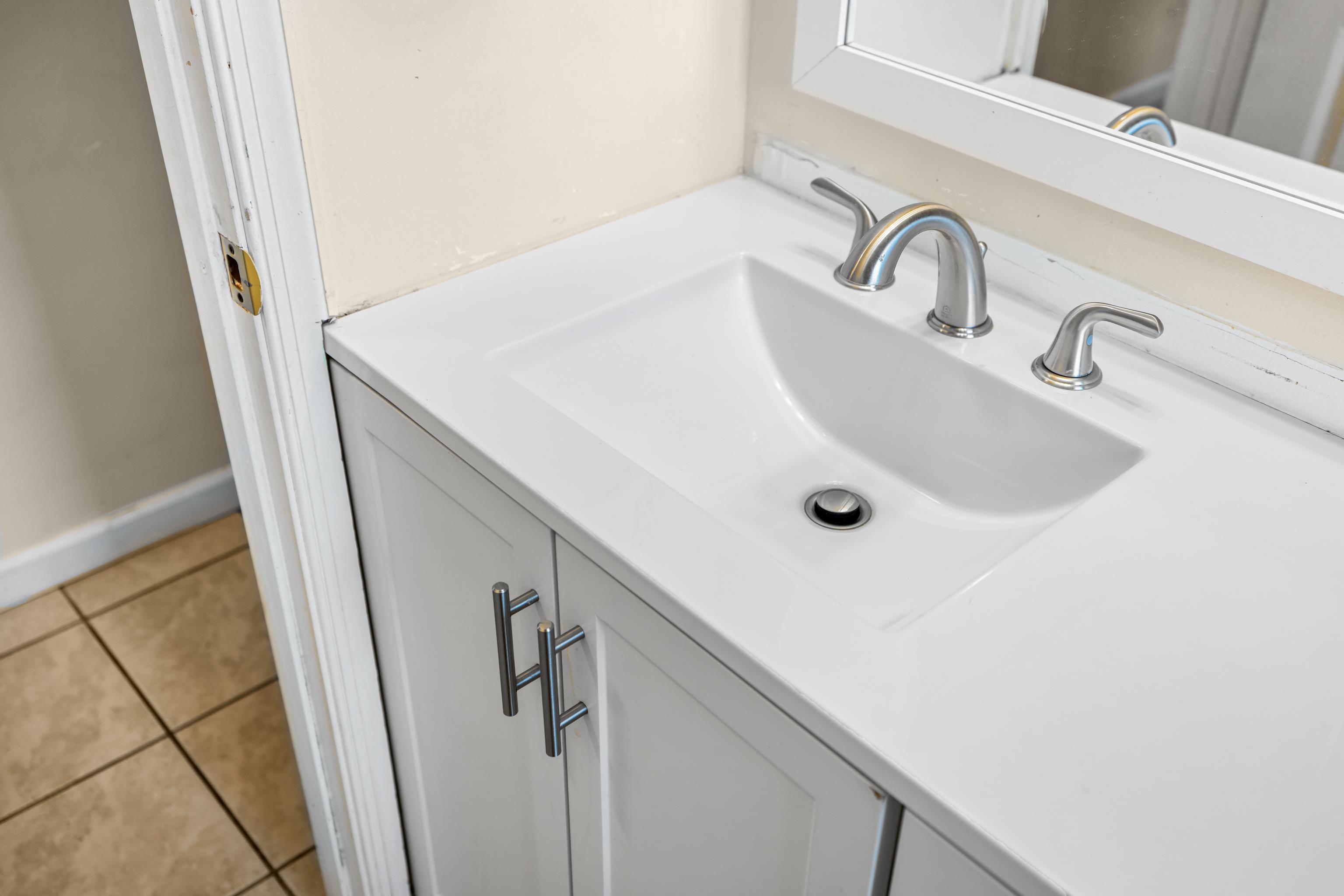 525 EAST SIDE HWY, WAYNESBORO, Virginia 22980, 2 Bedrooms Bedrooms, ,1 BathroomBathrooms,Residential,525 EAST SIDE HWY,673403 MLS # 673403 525 EAST SIDE HWY, WAYNESBORO, Virginia 22980, 2 Bedrooms Bedrooms, ,1 BathroomBathrooms,Residential,525 EAST SIDE HWY,673403 MLS # 673403