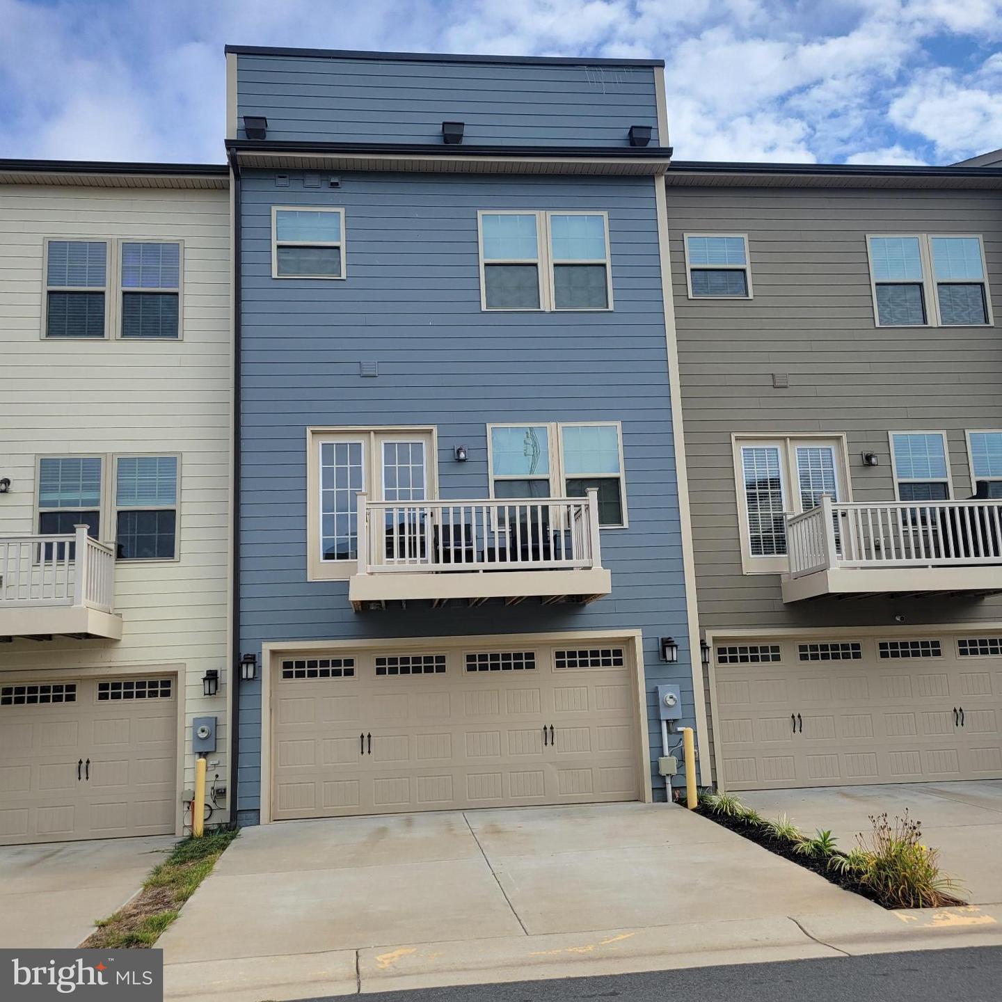 18109 RED CEDAR RD, DUMFRIES, Virginia 22026, 5 Bedrooms Bedrooms, 17 Rooms Rooms,4 BathroomsBathrooms,Residential,For sale,18109 RED CEDAR RD,VAPW2110408 MLS # VAPW2110408 18109 RED CEDAR RD, DUMFRIES, Virginia 22026, 5 Bedrooms Bedrooms, 17 Rooms Rooms,4 BathroomsBathrooms,Residential,For sale,18109 RED CEDAR RD,VAPW2110408 MLS # VAPW2110408