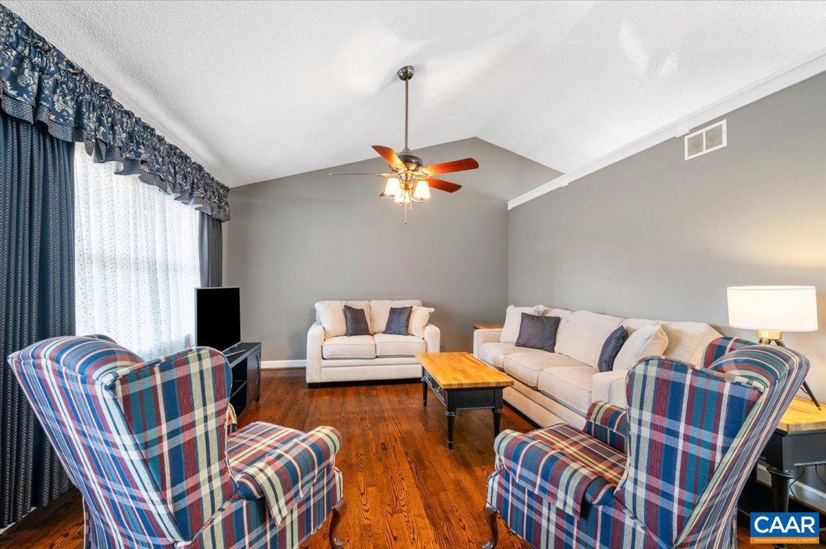 716 PREDDY CREEK RD, BARBOURSVILLE, Virginia 22923, 5 Bedrooms Bedrooms, ,3 BathroomsBathrooms,Residential,For sale,716 PREDDY CREEK RD,672429 MLS # 672429