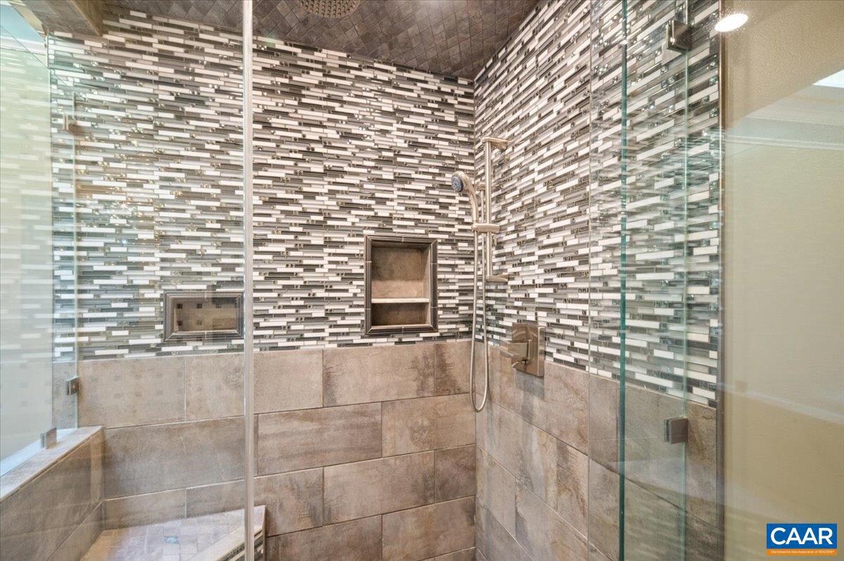 716 PREDDY CREEK RD, BARBOURSVILLE, Virginia 22923, 5 Bedrooms Bedrooms, ,3 BathroomsBathrooms,Residential,For sale,716 PREDDY CREEK RD,672429 MLS # 672429