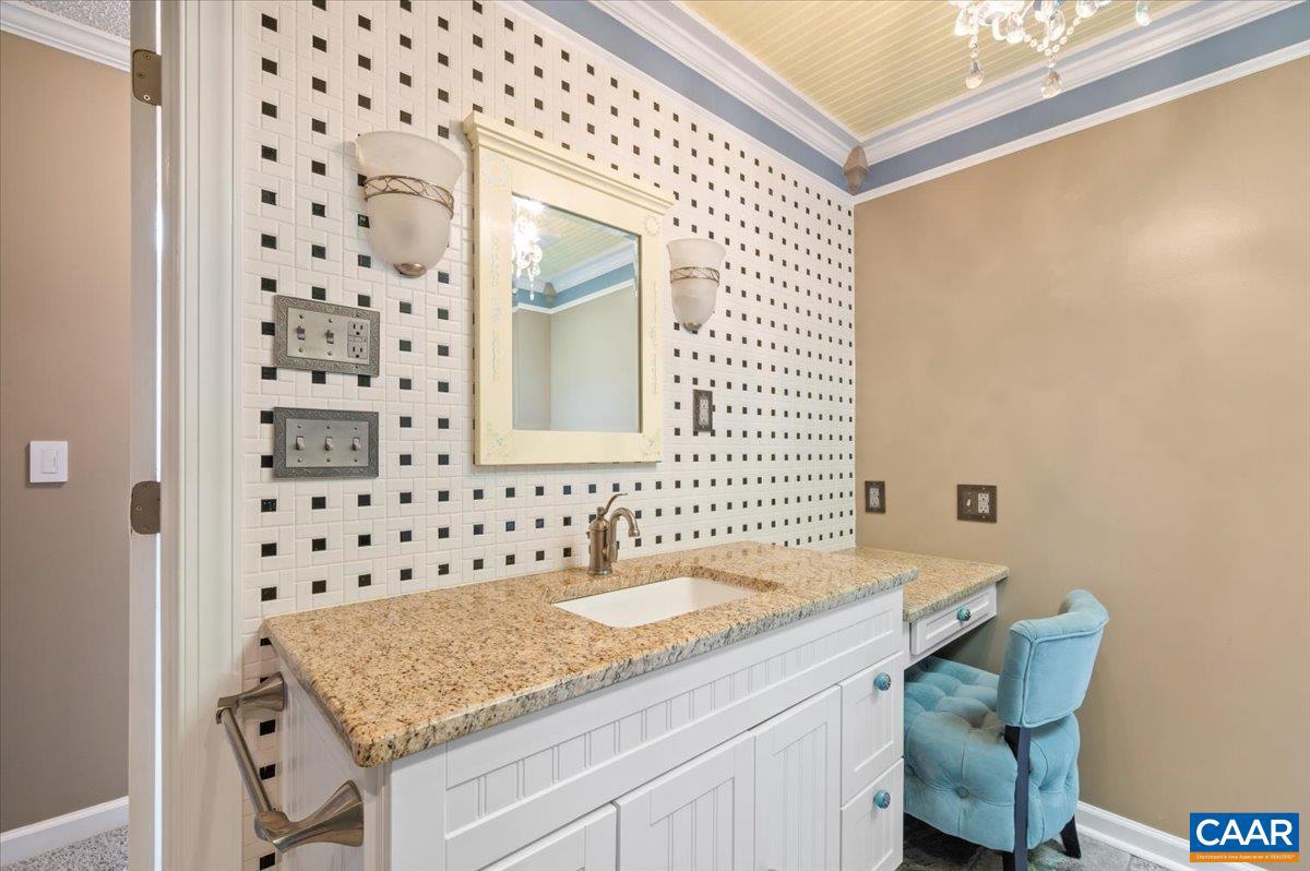 716 PREDDY CREEK RD, BARBOURSVILLE, Virginia 22923, 5 Bedrooms Bedrooms, ,3 BathroomsBathrooms,Residential,For sale,716 PREDDY CREEK RD,672429 MLS # 672429