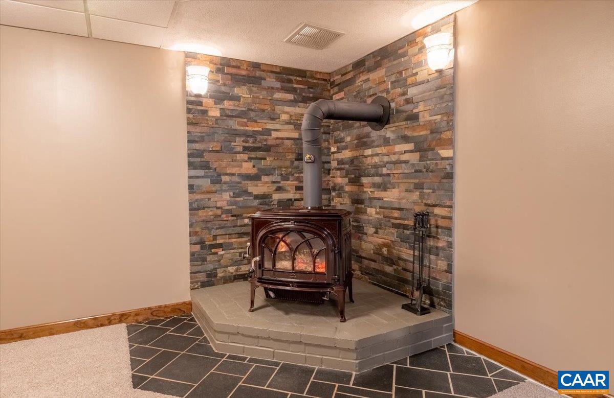 716 PREDDY CREEK RD, BARBOURSVILLE, Virginia 22923, 5 Bedrooms Bedrooms, ,3 BathroomsBathrooms,Residential,For sale,716 PREDDY CREEK RD,672429 MLS # 672429