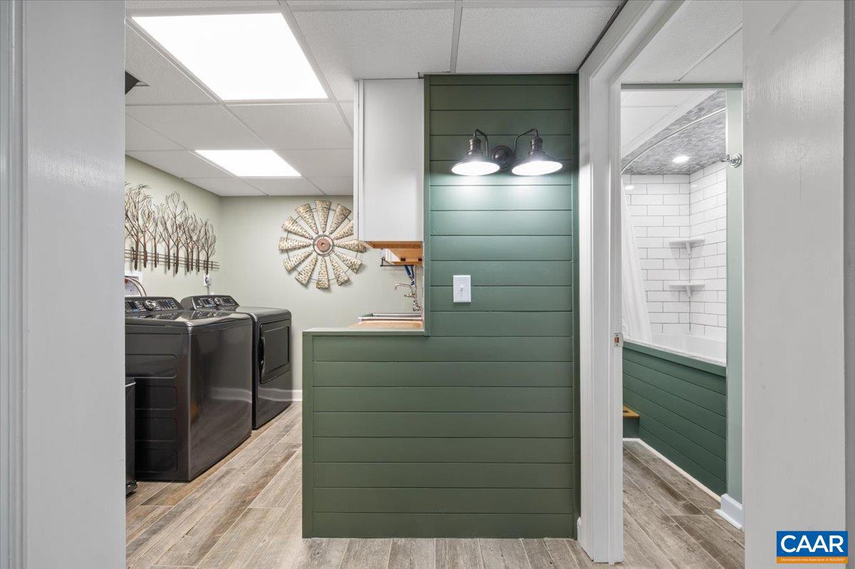 716 PREDDY CREEK RD, BARBOURSVILLE, Virginia 22923, 5 Bedrooms Bedrooms, ,3 BathroomsBathrooms,Residential,For sale,716 PREDDY CREEK RD,672429 MLS # 672429