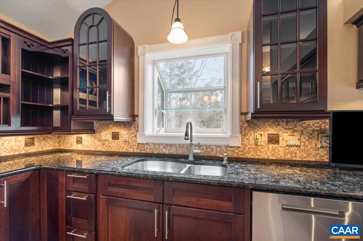 716 PREDDY CREEK RD, BARBOURSVILLE, Virginia 22923, 5 Bedrooms Bedrooms, ,3 BathroomsBathrooms,Residential,For sale,716 PREDDY CREEK RD,672429 MLS # 672429