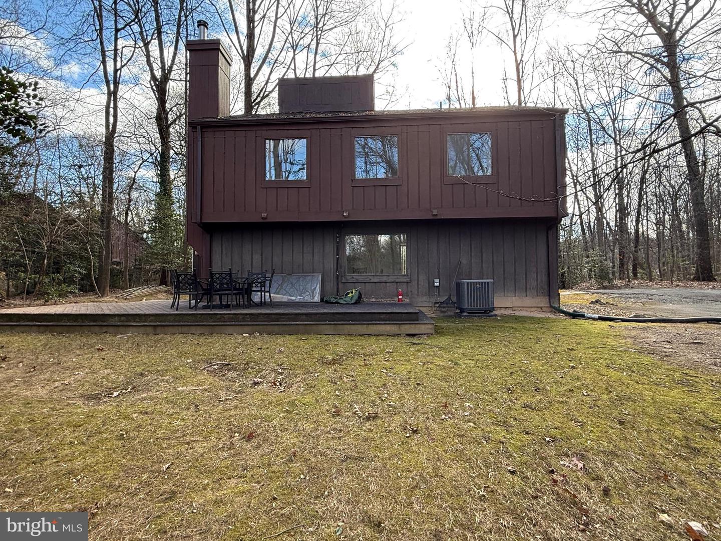 11704 FOXVALE CT, OAKTON, Virginia 22124, 4 Bedrooms Bedrooms, ,2 BathroomsBathrooms,Residential,For sale,11704 FOXVALE CT,VAFX2285594 MLS # VAFX2285594