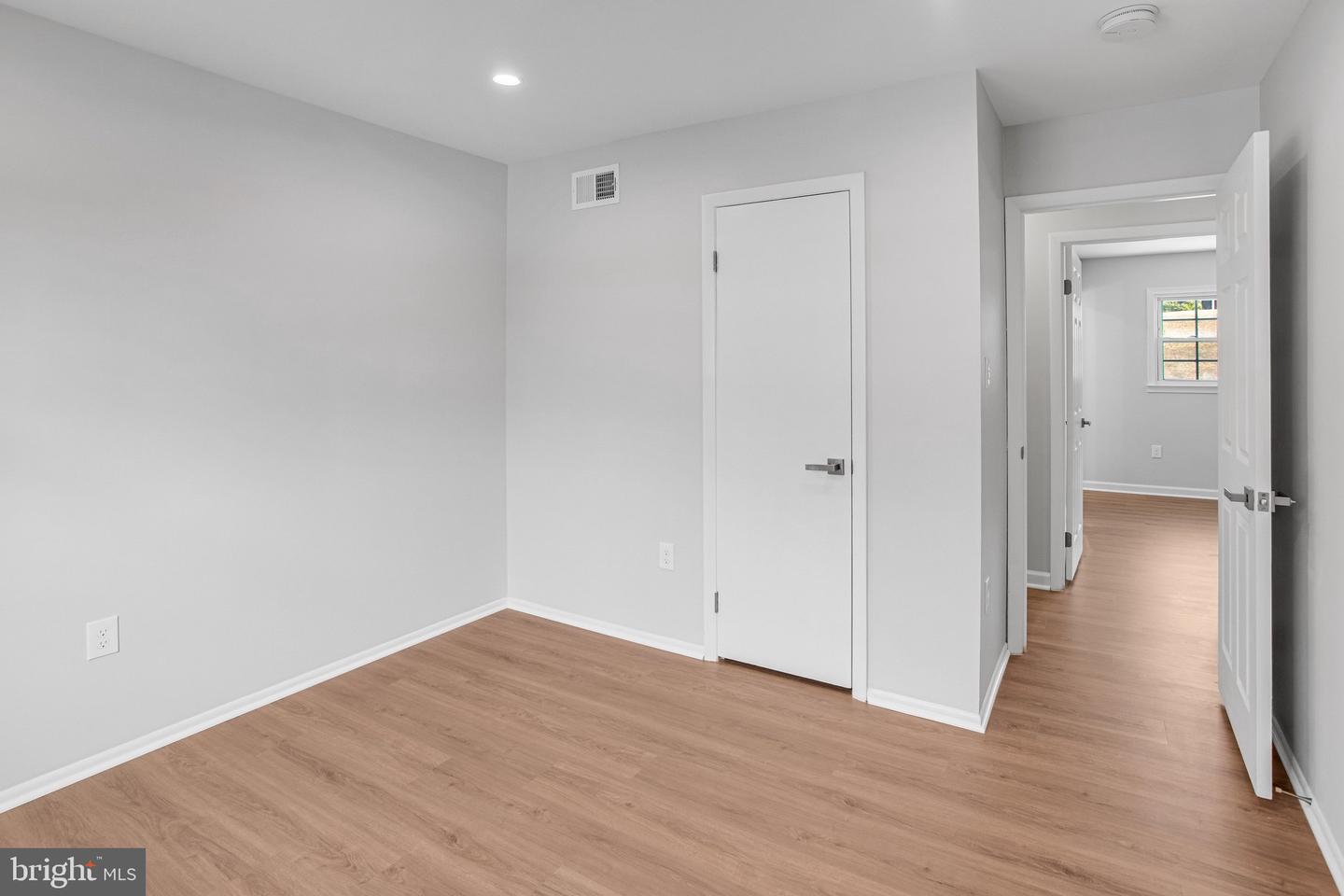 4717 LEHIGH CT, WOODBRIDGE, Virginia 22193, 4 Bedrooms Bedrooms, ,3 BathroomsBathrooms,Residential,For sale,4717 LEHIGH CT,VAPW2110672 MLS # VAPW2110672