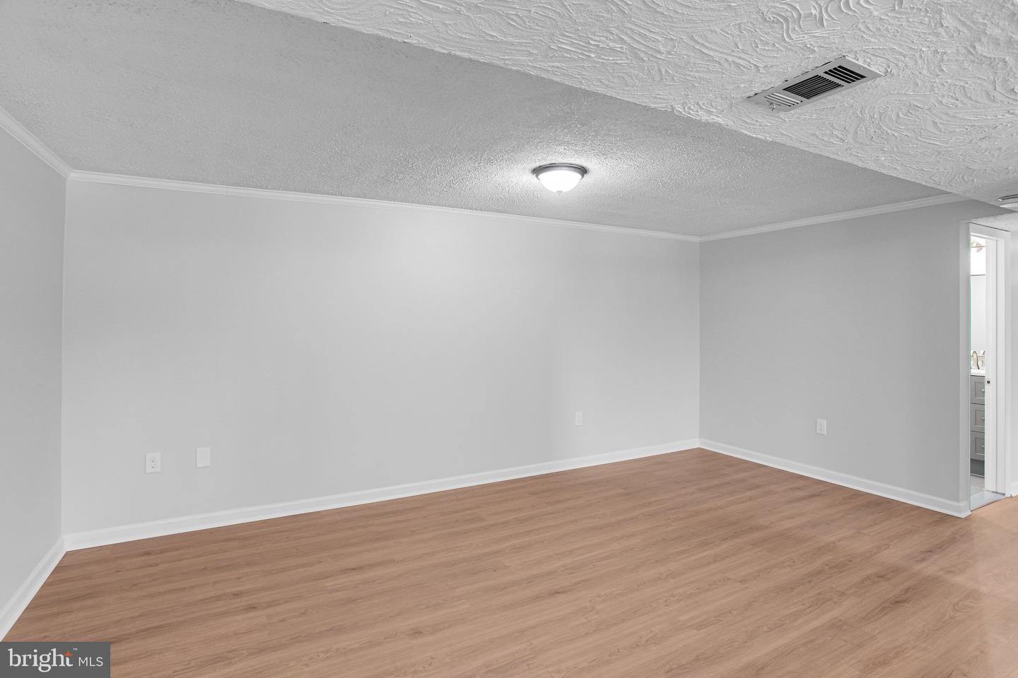 4717 LEHIGH CT, WOODBRIDGE, Virginia 22193, 4 Bedrooms Bedrooms, ,3 BathroomsBathrooms,Residential,For sale,4717 LEHIGH CT,VAPW2110672 MLS # VAPW2110672