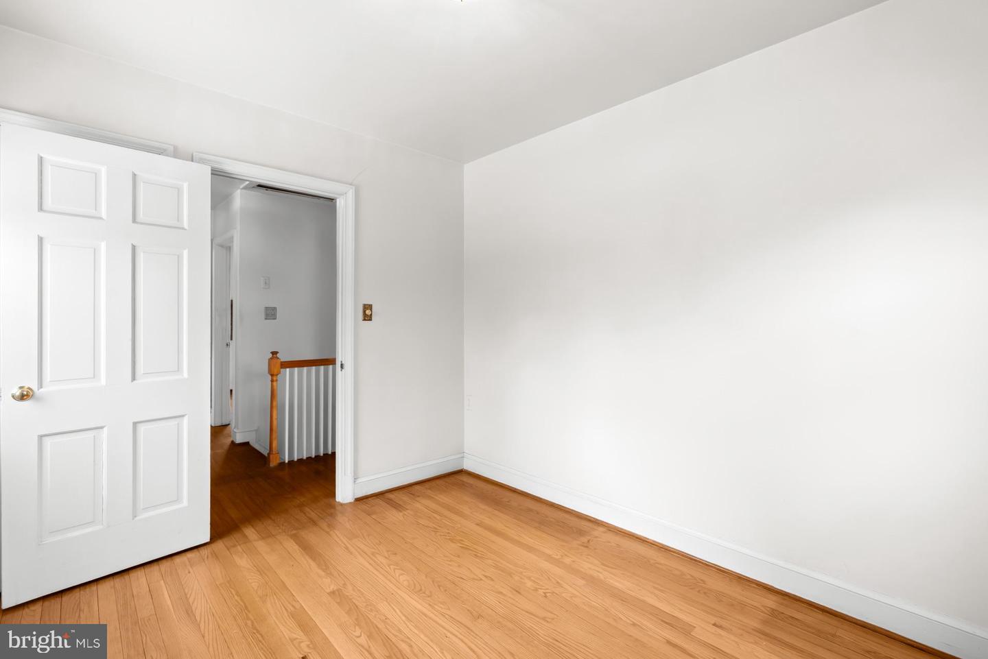 301 S IVY ST, ARLINGTON, Virginia 22204, 4 Bedrooms Bedrooms, 11 Rooms Rooms,3 BathroomsBathrooms,Residential,For sale,301 S IVY ST,VAAR2067888 MLS # VAAR2067888