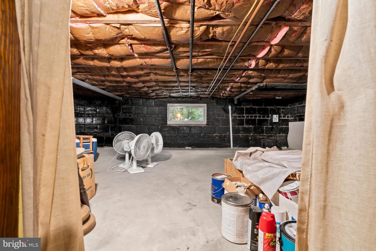 301 S IVY ST, ARLINGTON, Virginia 22204, 4 Bedrooms Bedrooms, 11 Rooms Rooms,3 BathroomsBathrooms,Residential,For sale,301 S IVY ST,VAAR2067888 MLS # VAAR2067888