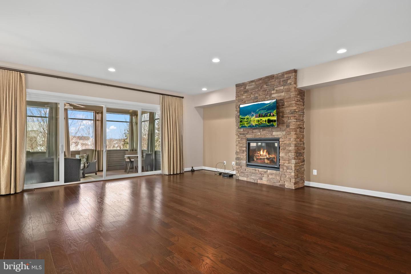 23486 EPPERSON SQ, BRAMBLETON, Virginia 20148, 3 Bedrooms Bedrooms, ,3 BathroomsBathrooms,Residential,For sale,23486 EPPERSON SQ,VALO2114214 MLS # VALO2114214