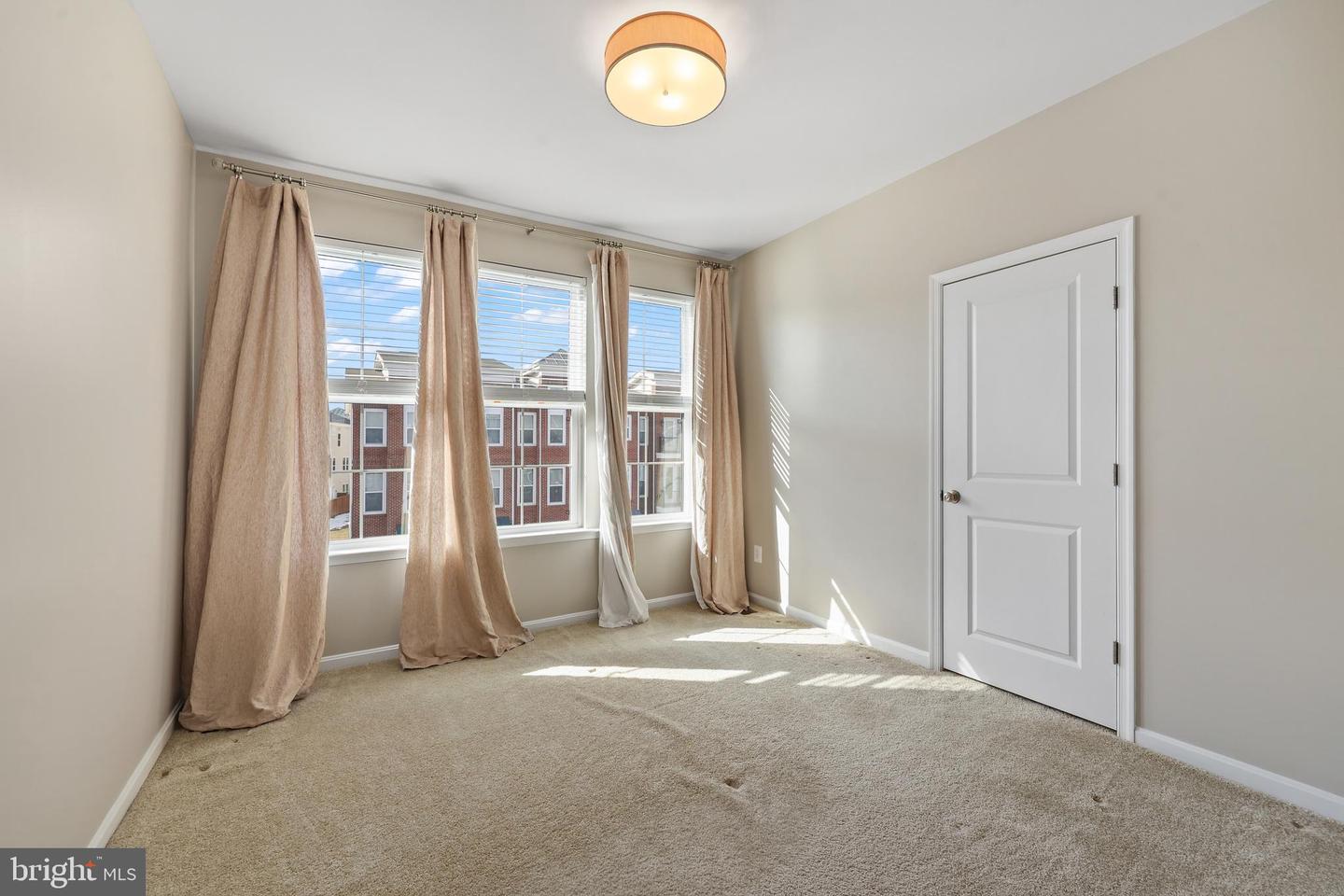 23486 EPPERSON SQ, BRAMBLETON, Virginia 20148, 3 Bedrooms Bedrooms, ,3 BathroomsBathrooms,Residential,For sale,23486 EPPERSON SQ,VALO2114214 MLS # VALO2114214