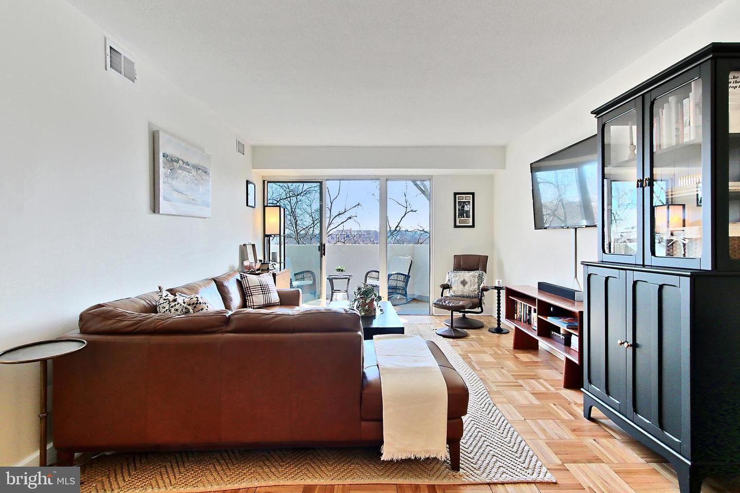 700 7TH ST SW #730, WASHINGTON, District Of Columbia 20024, 1 Bedroom Bedrooms, 5 Rooms Rooms,1 BathroomBathrooms,Residential,For sale,700 7TH ST SW #730,DCDC2242858 MLS # DCDC2242858 700 7TH ST SW #730, WASHINGTON, District Of Columbia 20024, 1 Bedroom Bedrooms, 5 Rooms Rooms,1 BathroomBathrooms,Residential,For sale,700 7TH ST SW #730,DCDC2242858 MLS # DCDC2242858