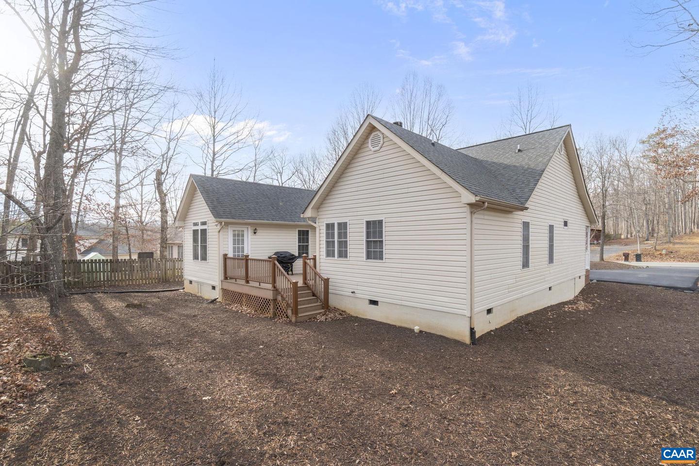 67 BRIDLEWOOD DR, PALMYRA, Virginia 22963, 3 Bedrooms Bedrooms, ,2 BathroomsBathrooms,Residential,For sale,67 BRIDLEWOOD DR,672790 MLS # 672790