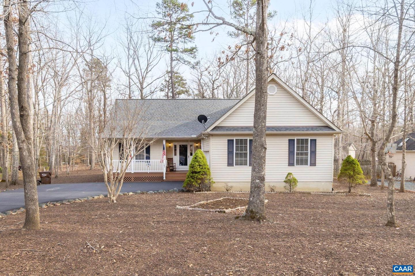 67 BRIDLEWOOD DR, PALMYRA, Virginia 22963, 3 Bedrooms Bedrooms, ,2 BathroomsBathrooms,Residential,For sale,67 BRIDLEWOOD DR,672790 MLS # 672790