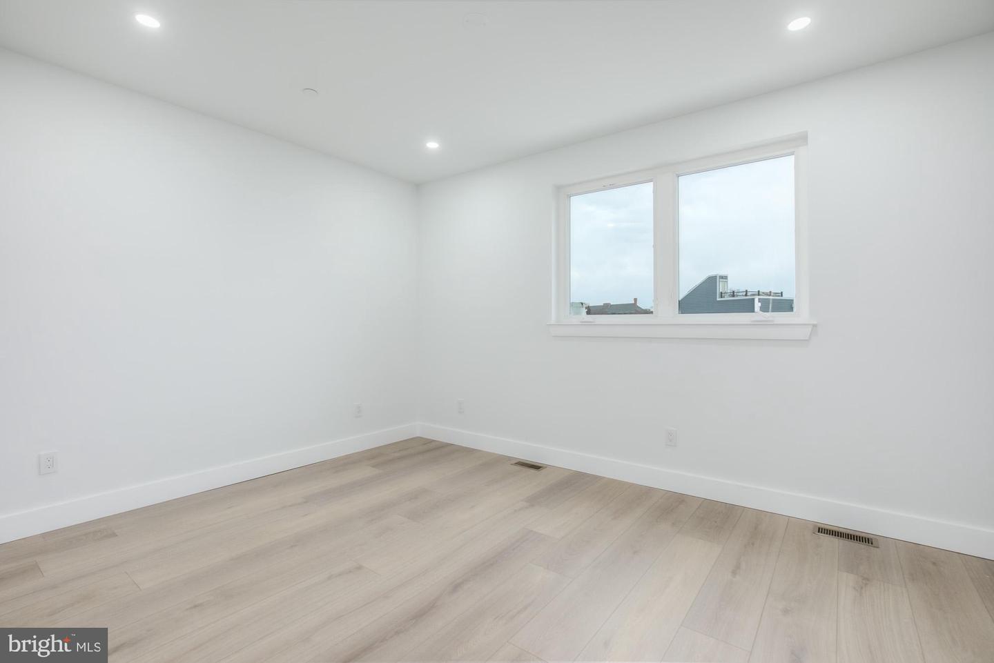 1218 5TH ST NE #2, WASHINGTON, District Of Columbia 20002, 3 Bedrooms Bedrooms, ,3 BathroomsBathrooms,Residential,For sale,1218 5TH ST NE #2,DCDC2243072 MLS # DCDC2243072