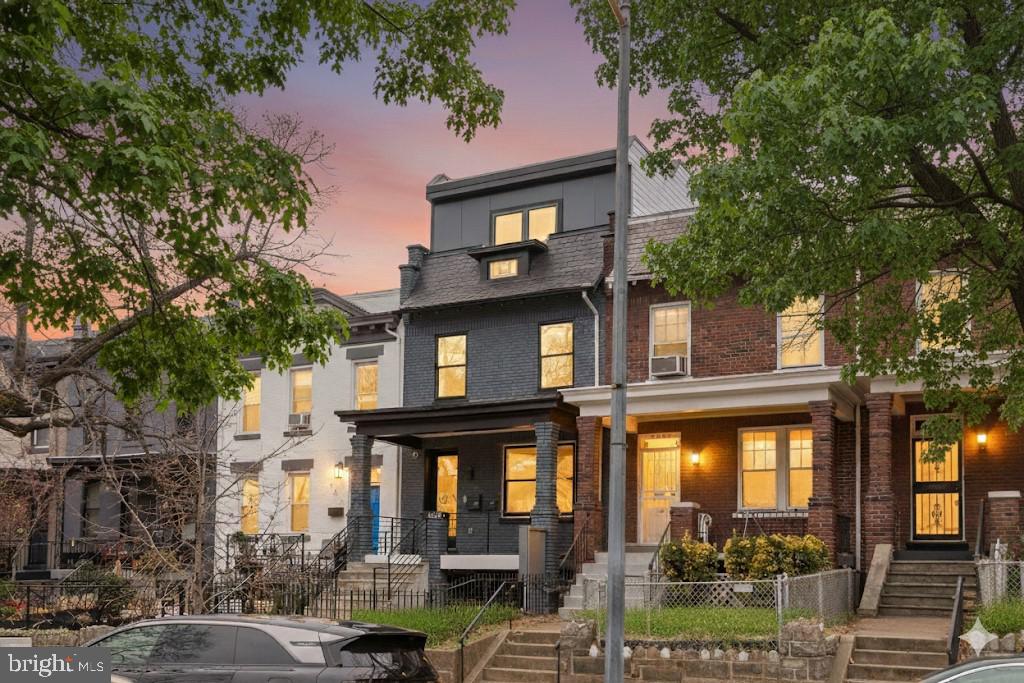 1218 5TH ST NE #2, WASHINGTON, District Of Columbia 20002, 3 Bedrooms Bedrooms, ,3 BathroomsBathrooms,Residential,For sale,1218 5TH ST NE #2,DCDC2243072 MLS # DCDC2243072