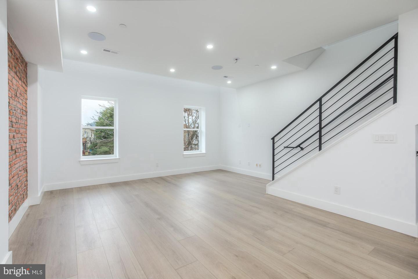 1218 5TH ST NE #2, WASHINGTON, District Of Columbia 20002, 3 Bedrooms Bedrooms, ,3 BathroomsBathrooms,Residential,For sale,1218 5TH ST NE #2,DCDC2243072 MLS # DCDC2243072