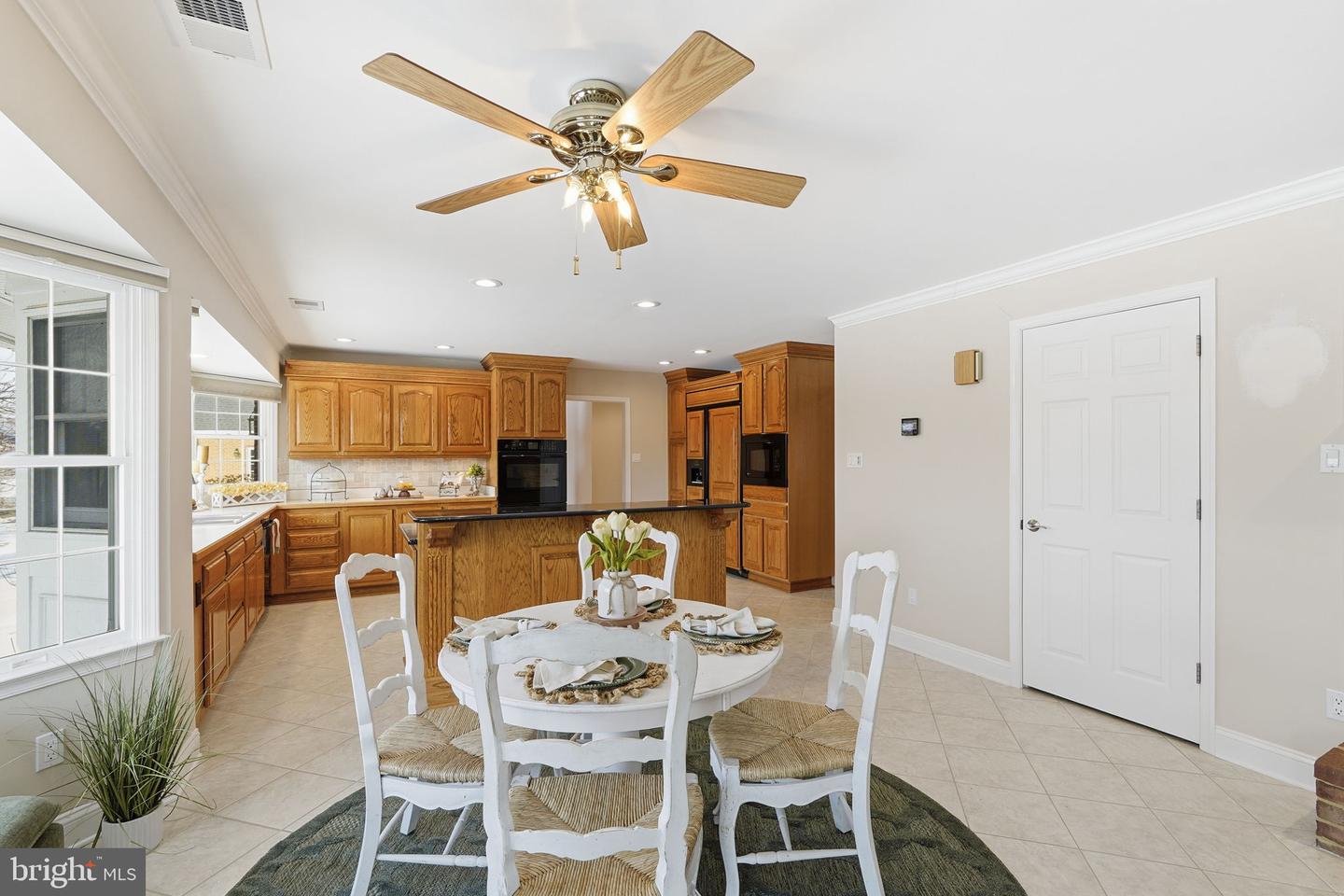 39937 CHARLES TOWN PIKE, HAMILTON, Virginia 20158, 4 Bedrooms Bedrooms, ,3 BathroomsBathrooms,Residential,For sale,39937 CHARLES TOWN PIKE,VALO2114592 MLS # VALO2114592