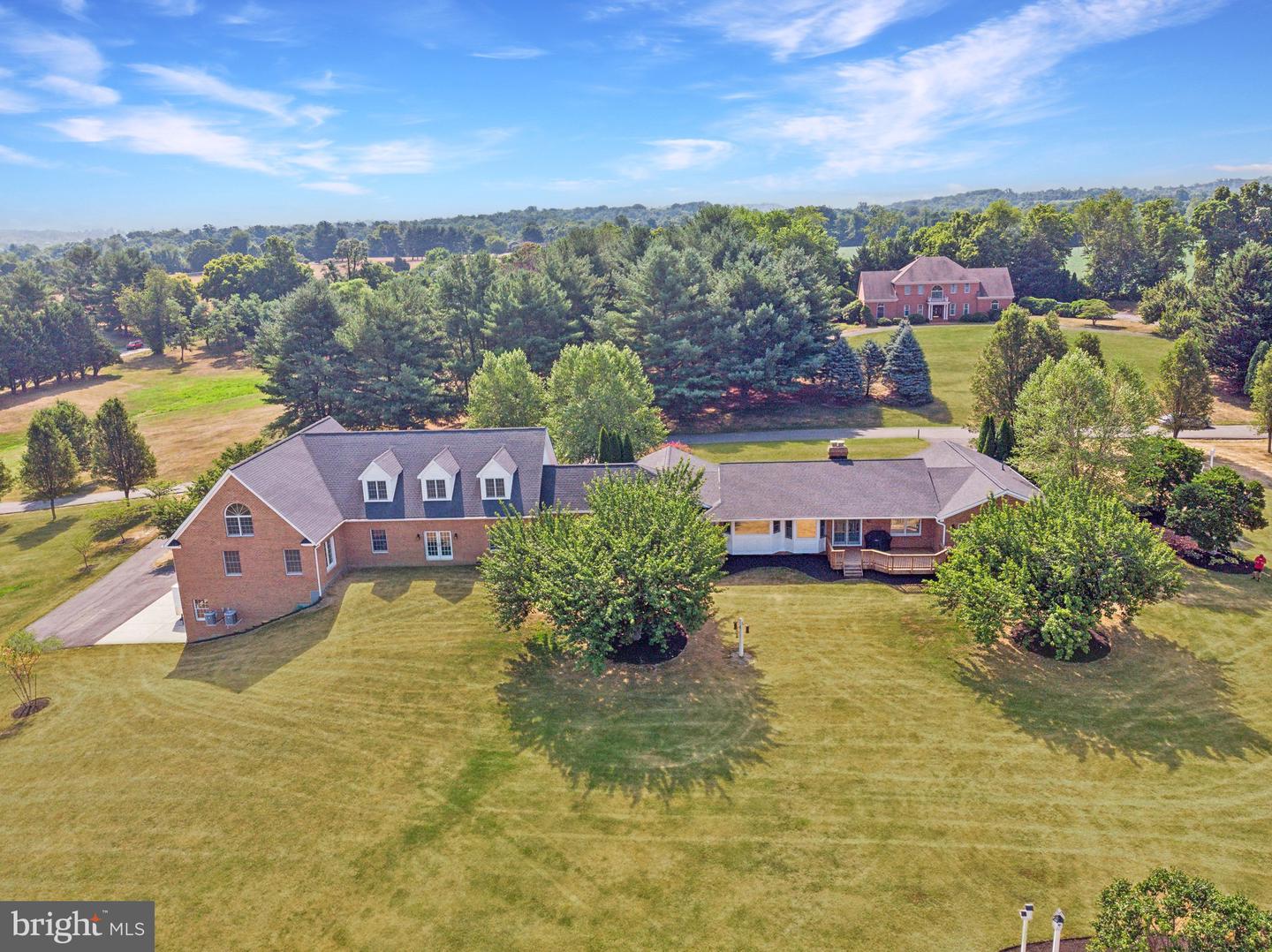 39937 CHARLES TOWN PIKE, HAMILTON, Virginia 20158, 4 Bedrooms Bedrooms, ,3 BathroomsBathrooms,Residential,For sale,39937 CHARLES TOWN PIKE,VALO2114592 MLS # VALO2114592