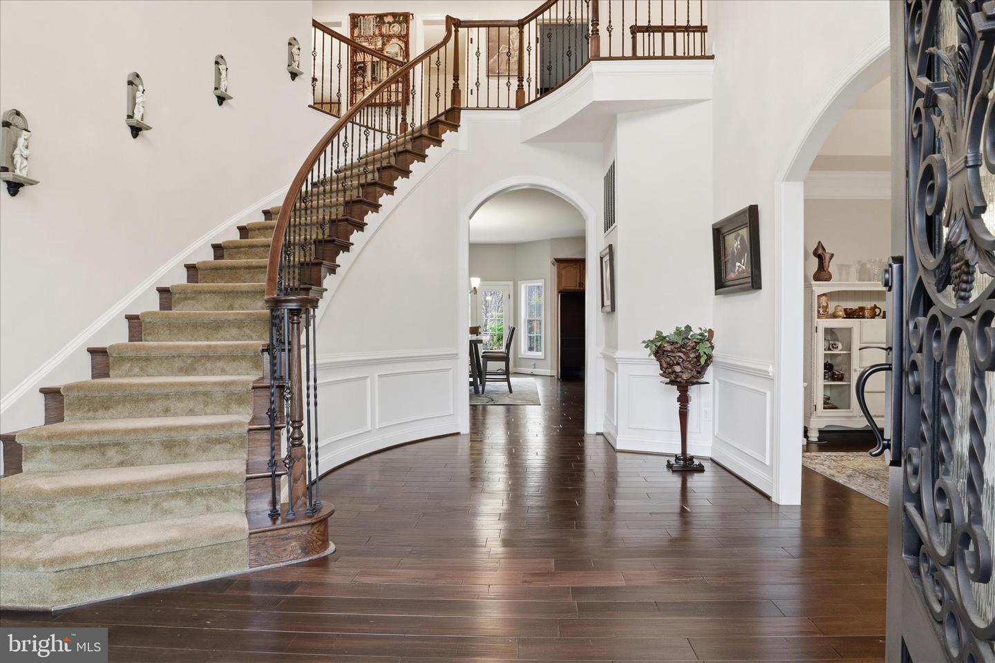 7501 CLIFTON RD, CLIFTON, Virginia 20124, 6 Bedrooms Bedrooms, ,5 BathroomsBathrooms,Residential,For sale,7501 CLIFTON RD,VAFX2287528 MLS # VAFX2287528