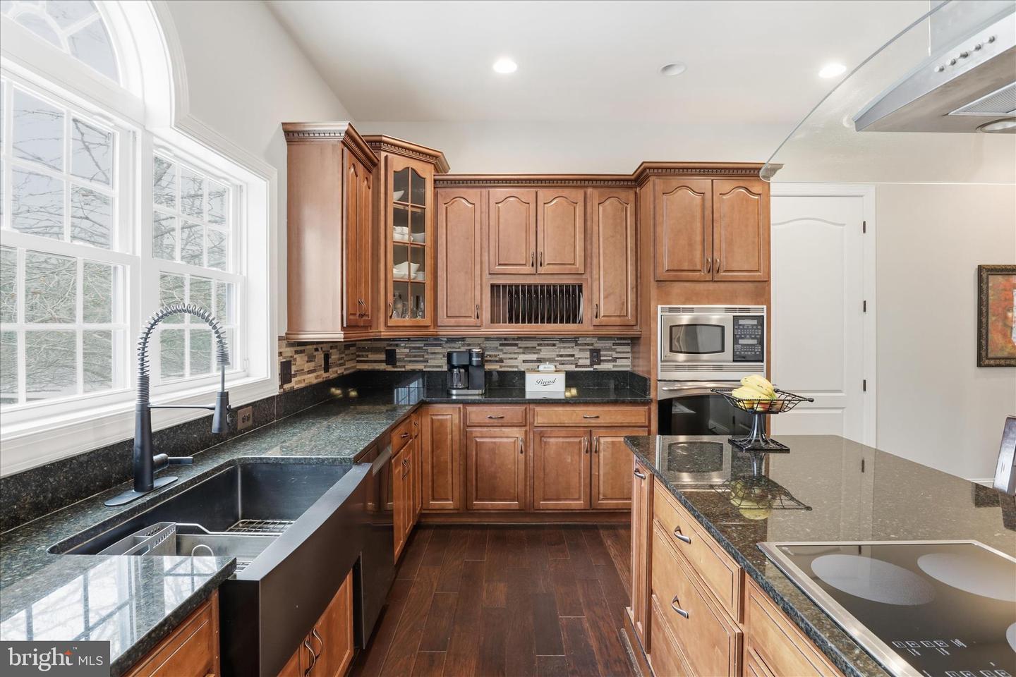 7501 CLIFTON RD, CLIFTON, Virginia 20124, 6 Bedrooms Bedrooms, ,5 BathroomsBathrooms,Residential,For sale,7501 CLIFTON RD,VAFX2287528 MLS # VAFX2287528