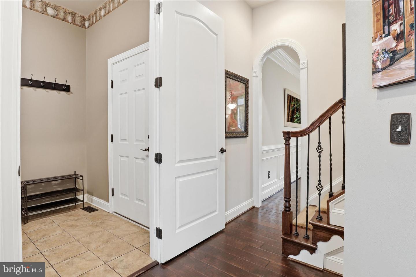 7501 CLIFTON RD, CLIFTON, Virginia 20124, 6 Bedrooms Bedrooms, ,5 BathroomsBathrooms,Residential,For sale,7501 CLIFTON RD,VAFX2287528 MLS # VAFX2287528