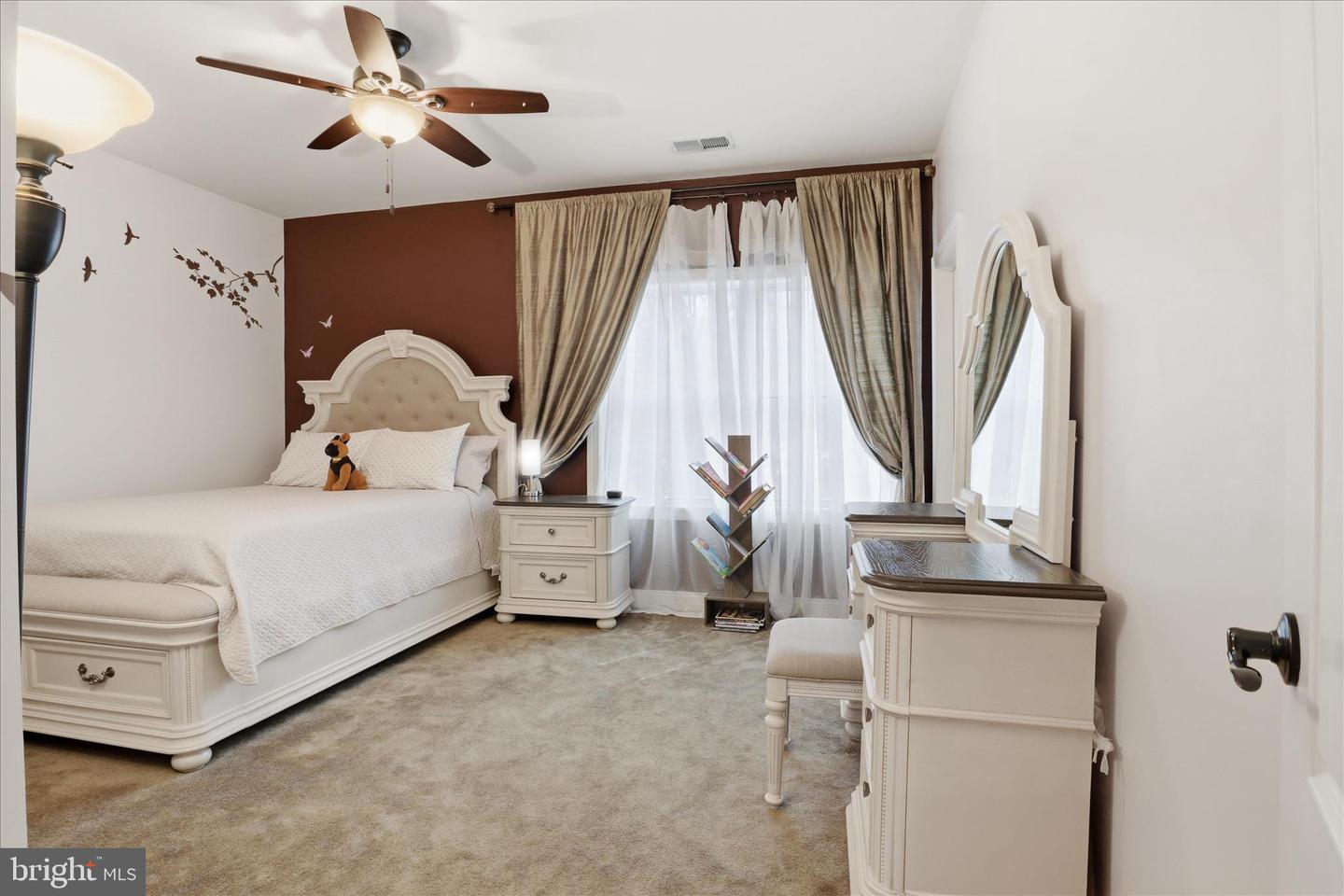 7501 CLIFTON RD, CLIFTON, Virginia 20124, 6 Bedrooms Bedrooms, ,5 BathroomsBathrooms,Residential,For sale,7501 CLIFTON RD,VAFX2287528 MLS # VAFX2287528