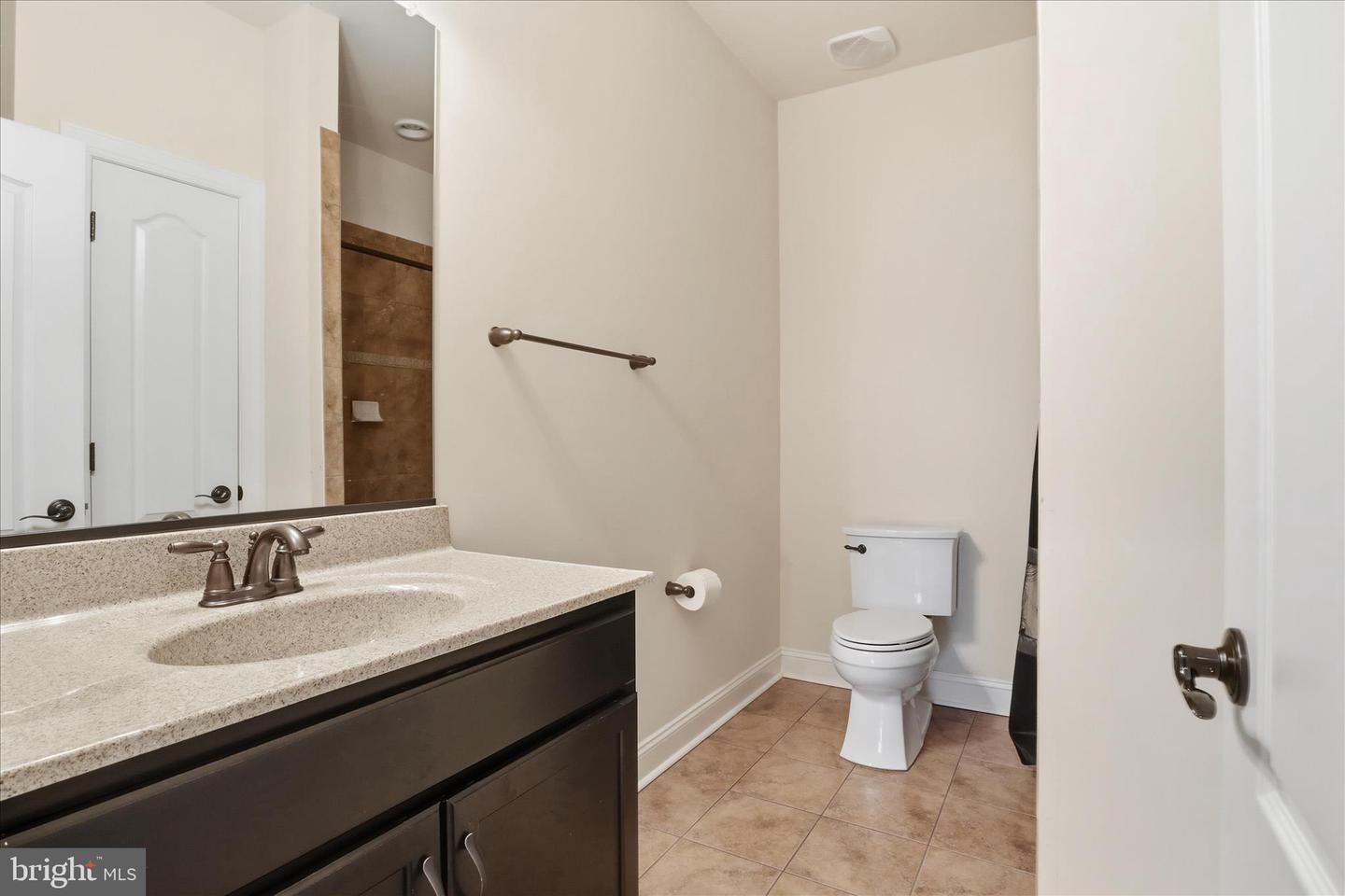 7501 CLIFTON RD, CLIFTON, Virginia 20124, 6 Bedrooms Bedrooms, ,5 BathroomsBathrooms,Residential,For sale,7501 CLIFTON RD,VAFX2287528 MLS # VAFX2287528